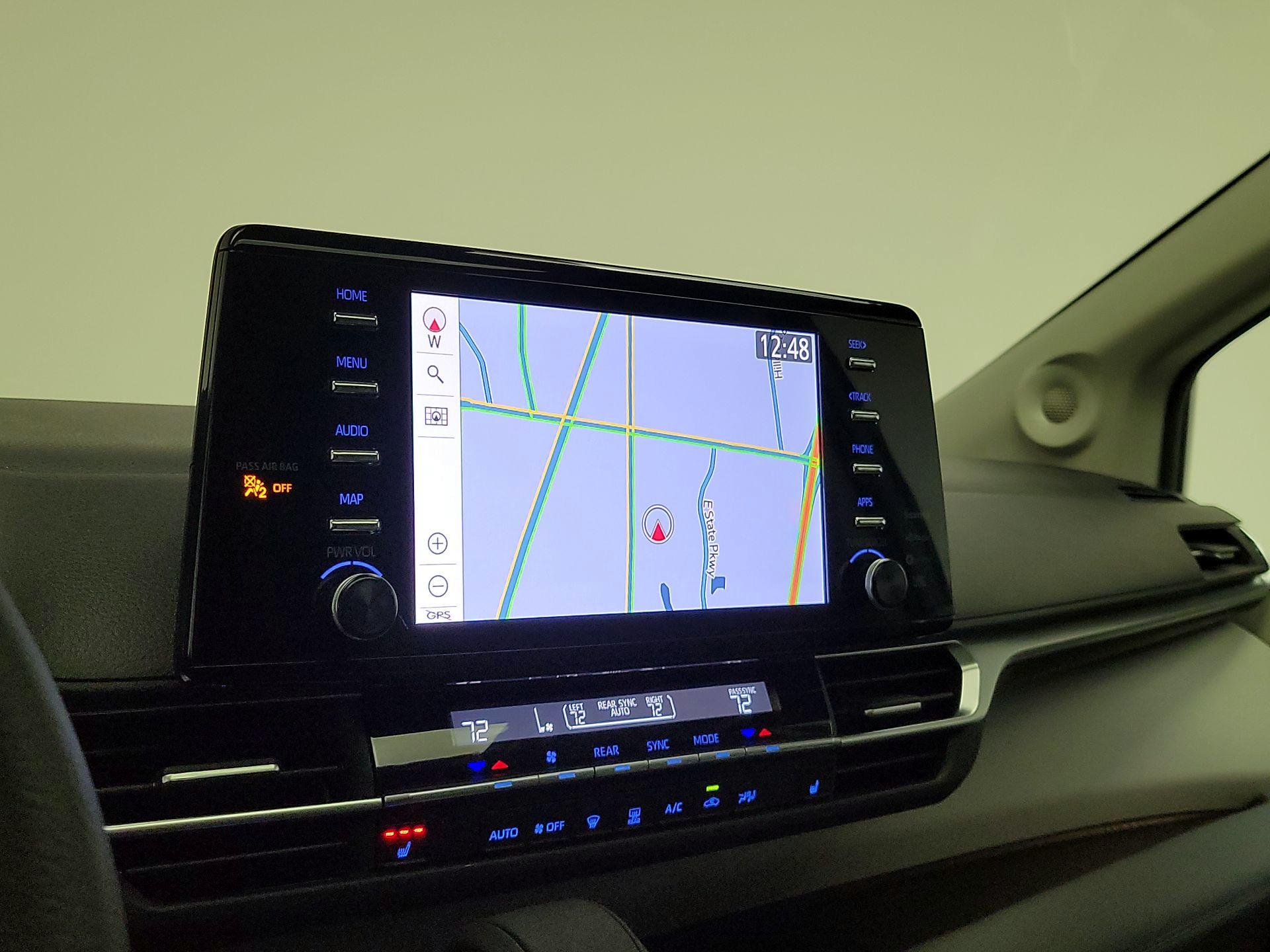 Thumbnail: 2024 Toyota Sienna - 14