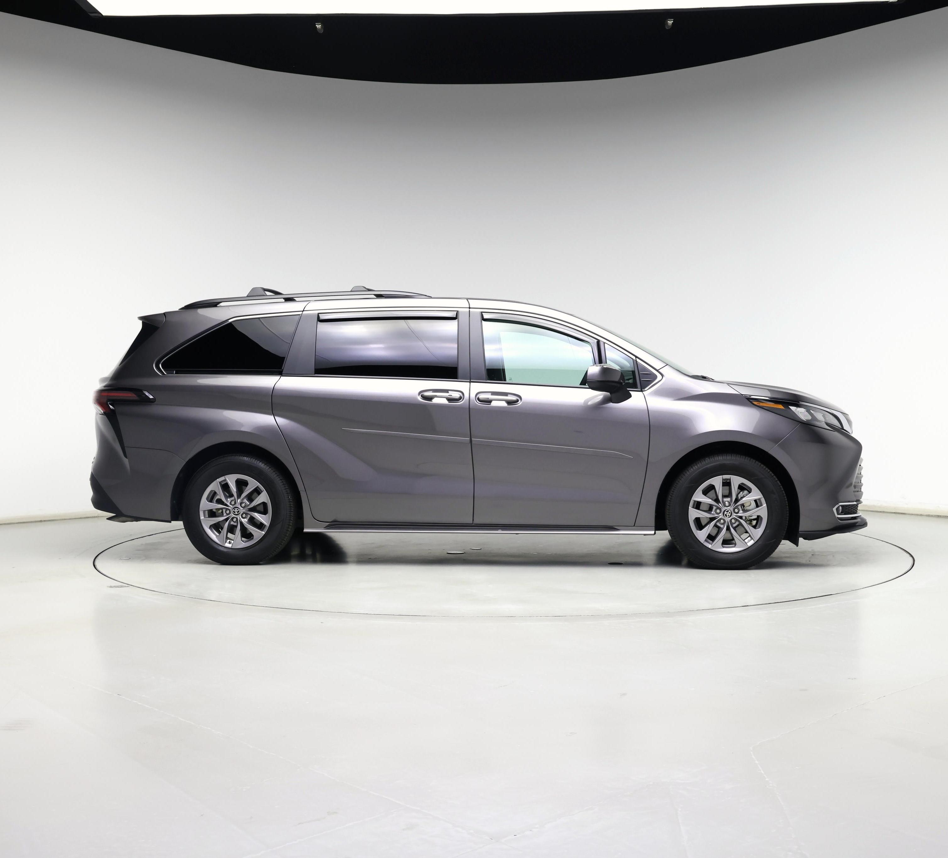Thumbnail: 2024 Toyota Sienna - 7
