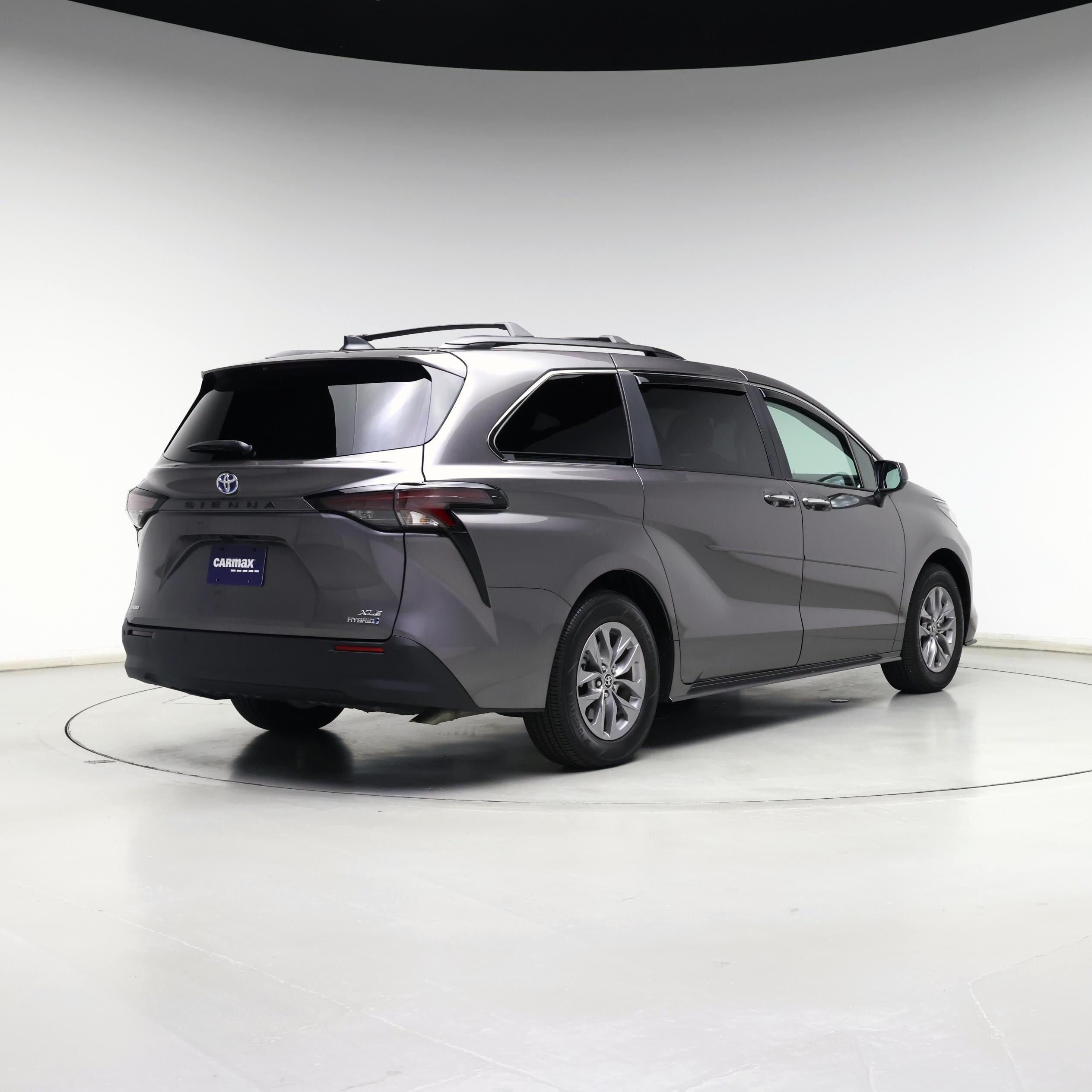 Thumbnail: 2024 Toyota Sienna - 8
