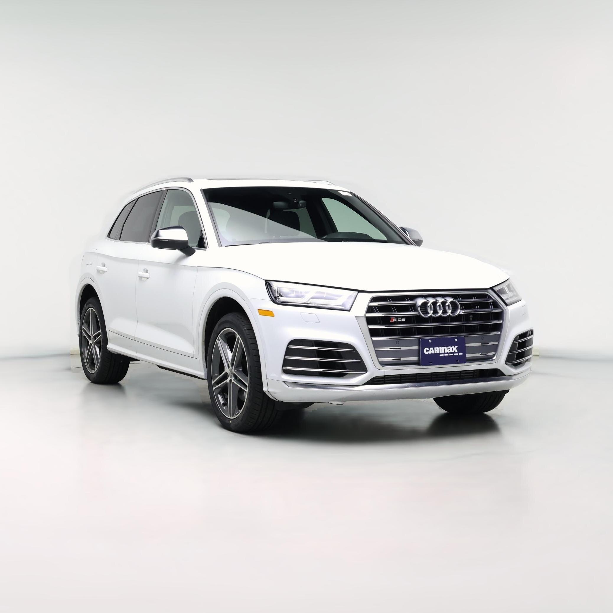 Thumbnail: 2020 Audi SQ5 - 1