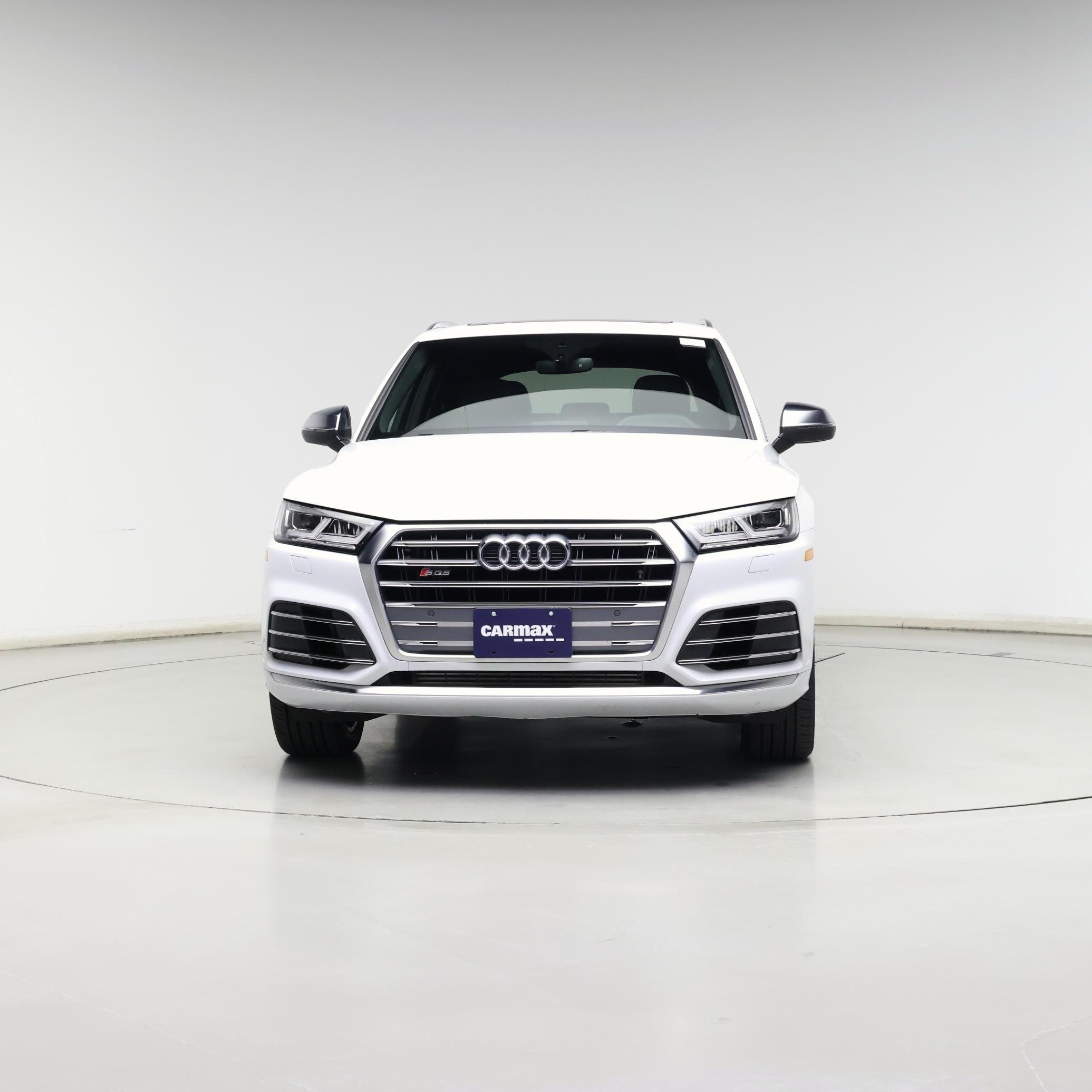 Thumbnail: 2020 Audi SQ5 - 5