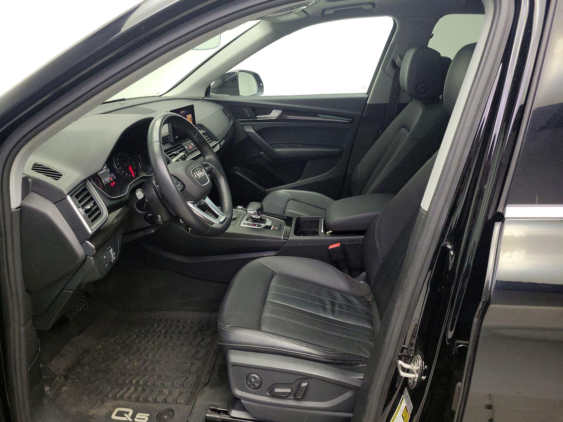 Thumbnail: 2019 Audi Q5 - 11