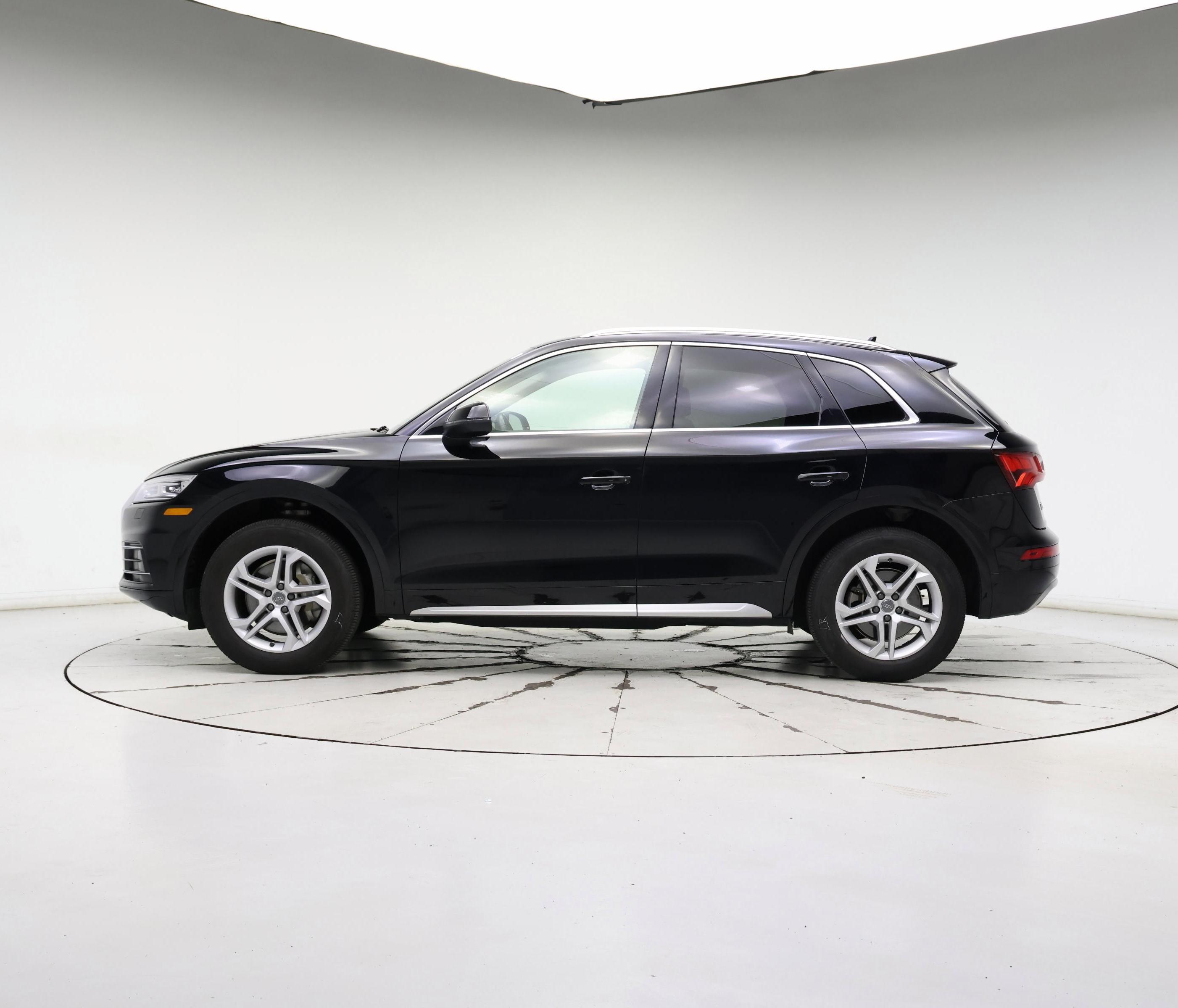 Thumbnail: 2019 Audi Q5 - 3