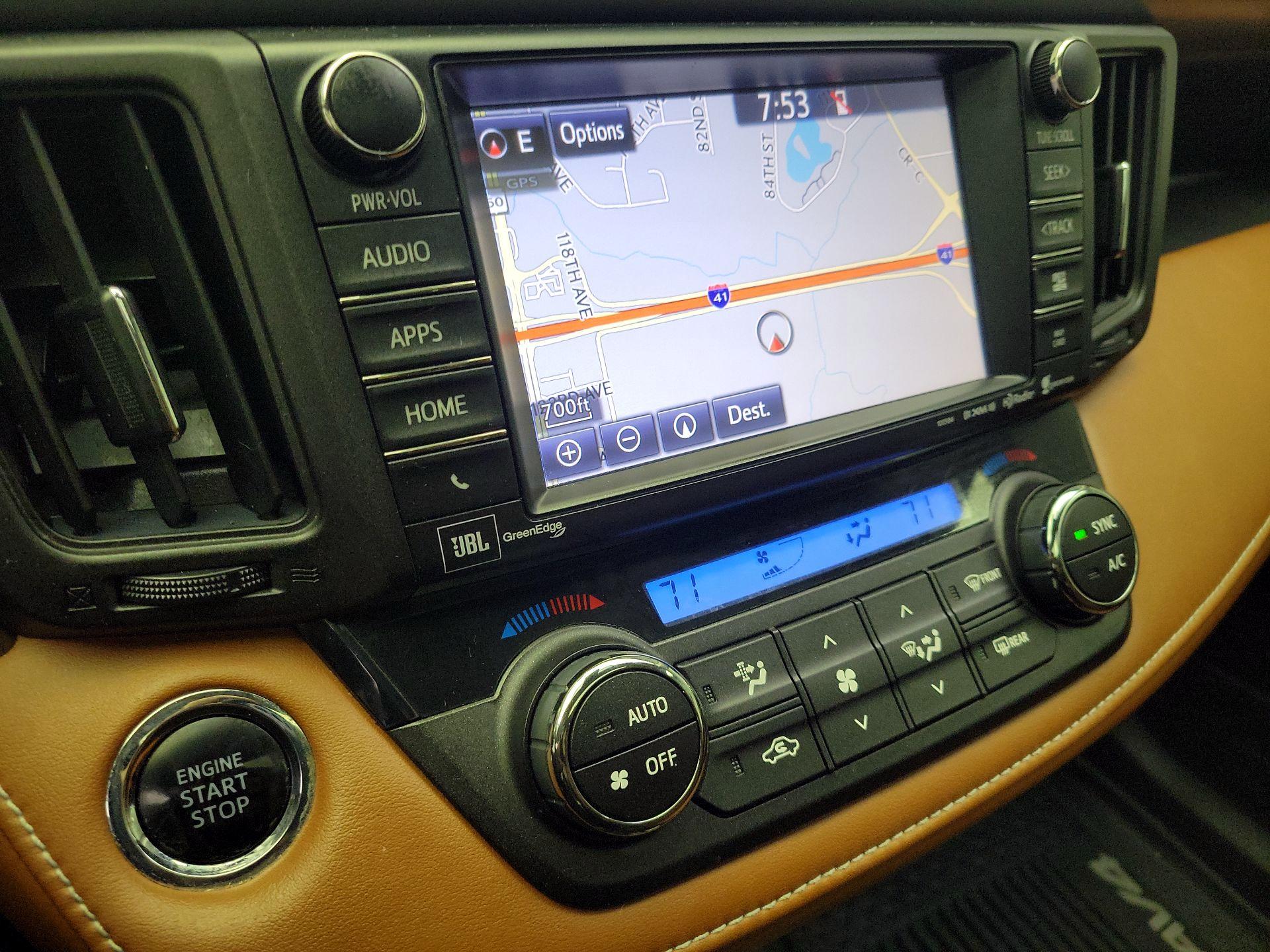 Thumbnail: 2018 Toyota RAV4 - 14