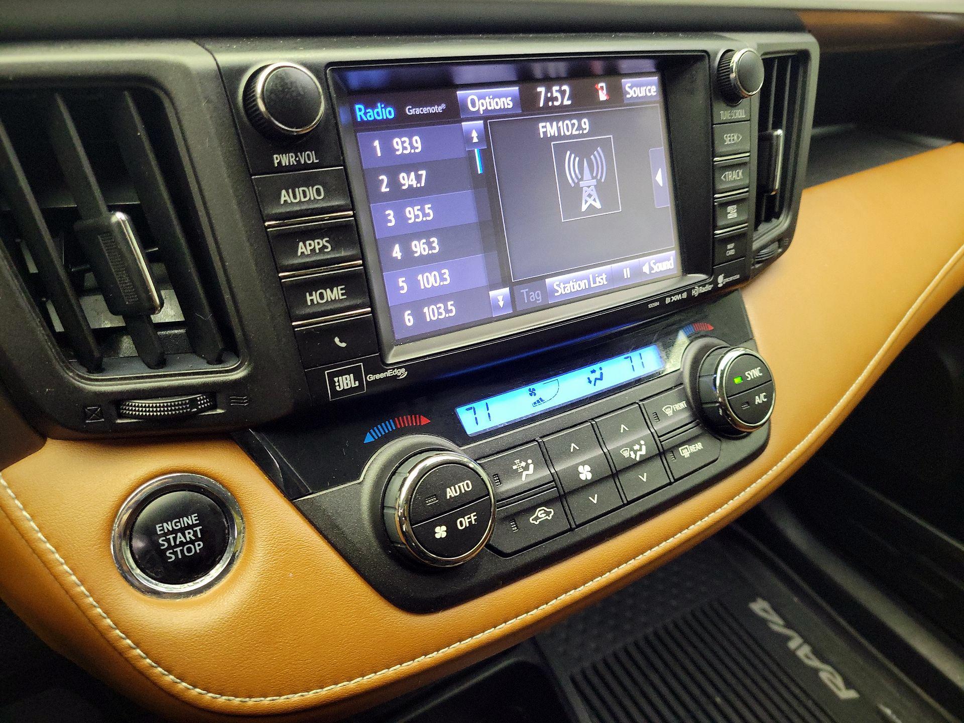 Thumbnail: 2018 Toyota RAV4 - 16