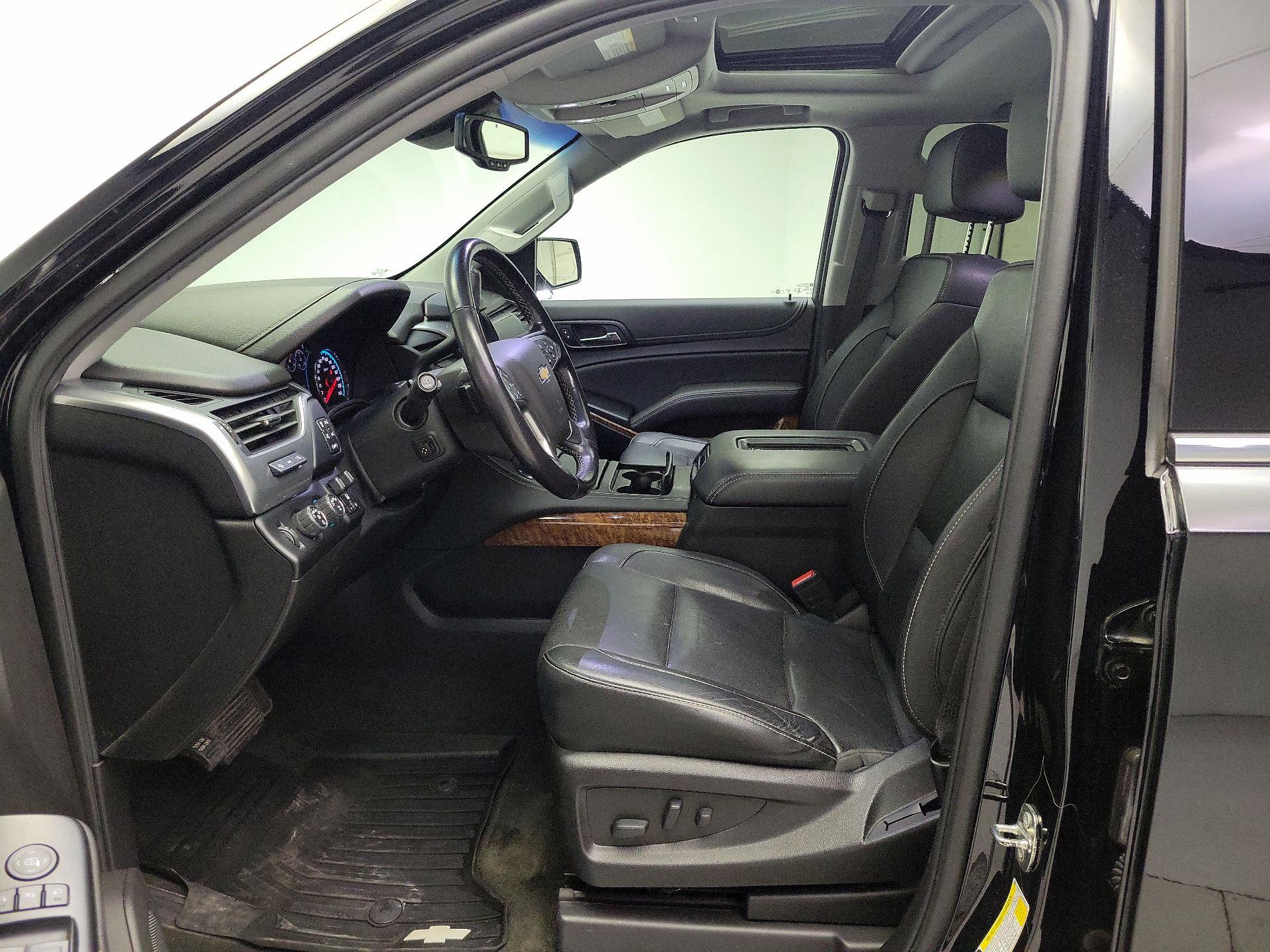 Thumbnail: 2018 Chevrolet Tahoe - 11