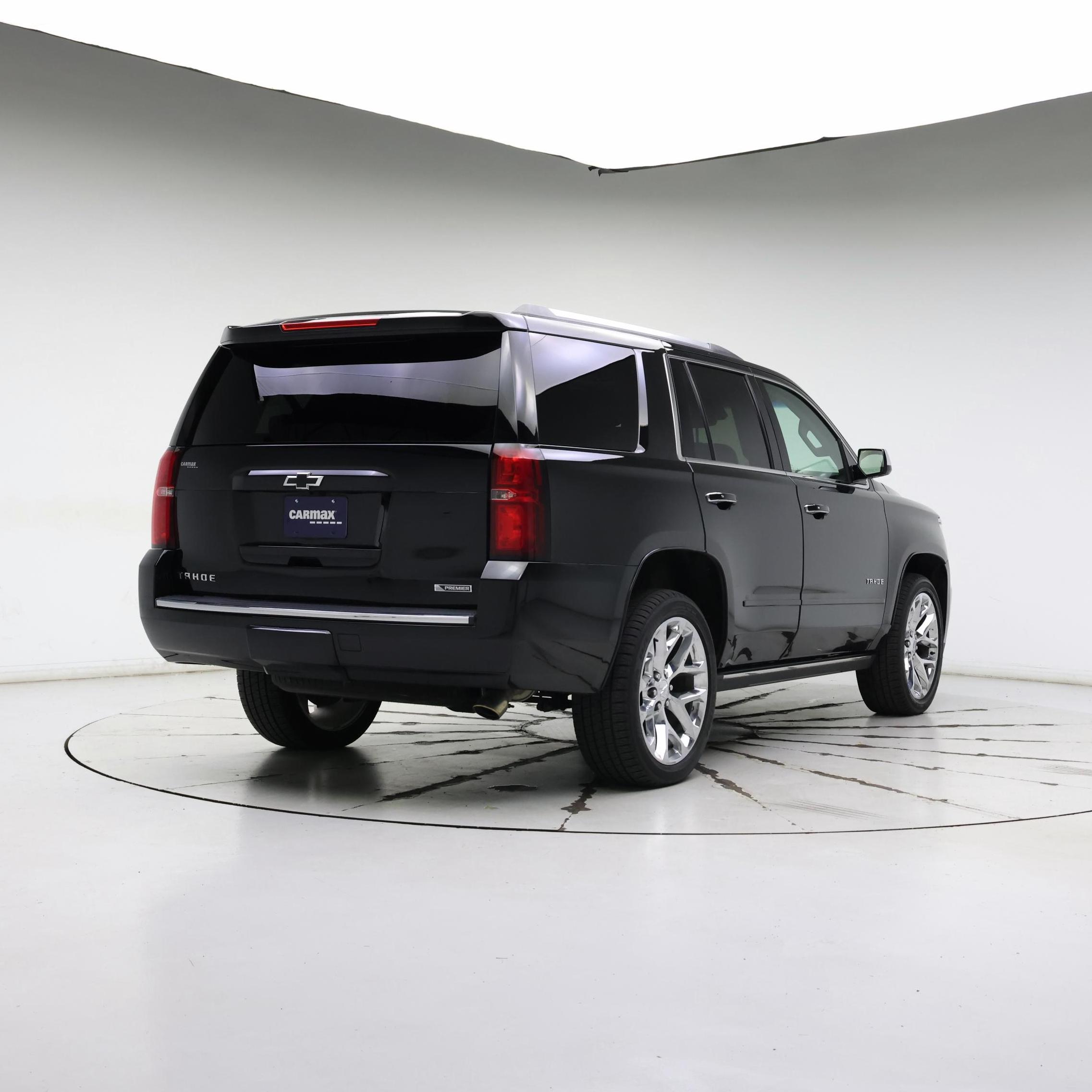 Thumbnail: 2018 Chevrolet Tahoe - 8