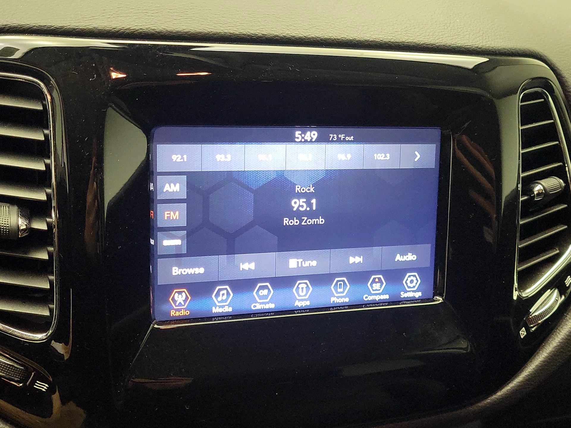 Thumbnail: 2019 Jeep Compass - 15