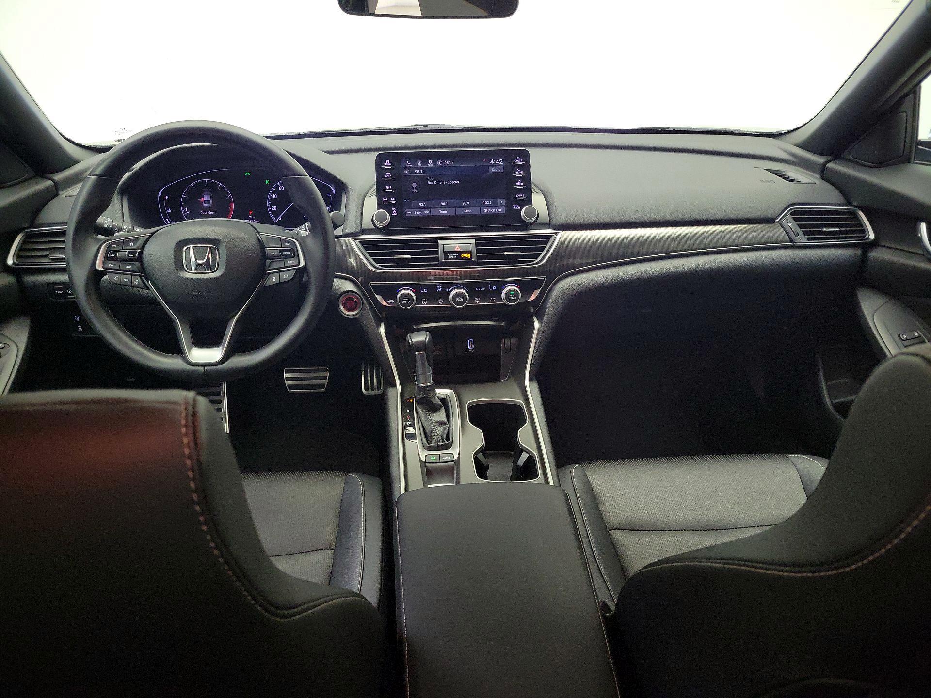 Thumbnail: 2019 Honda Accord - 9