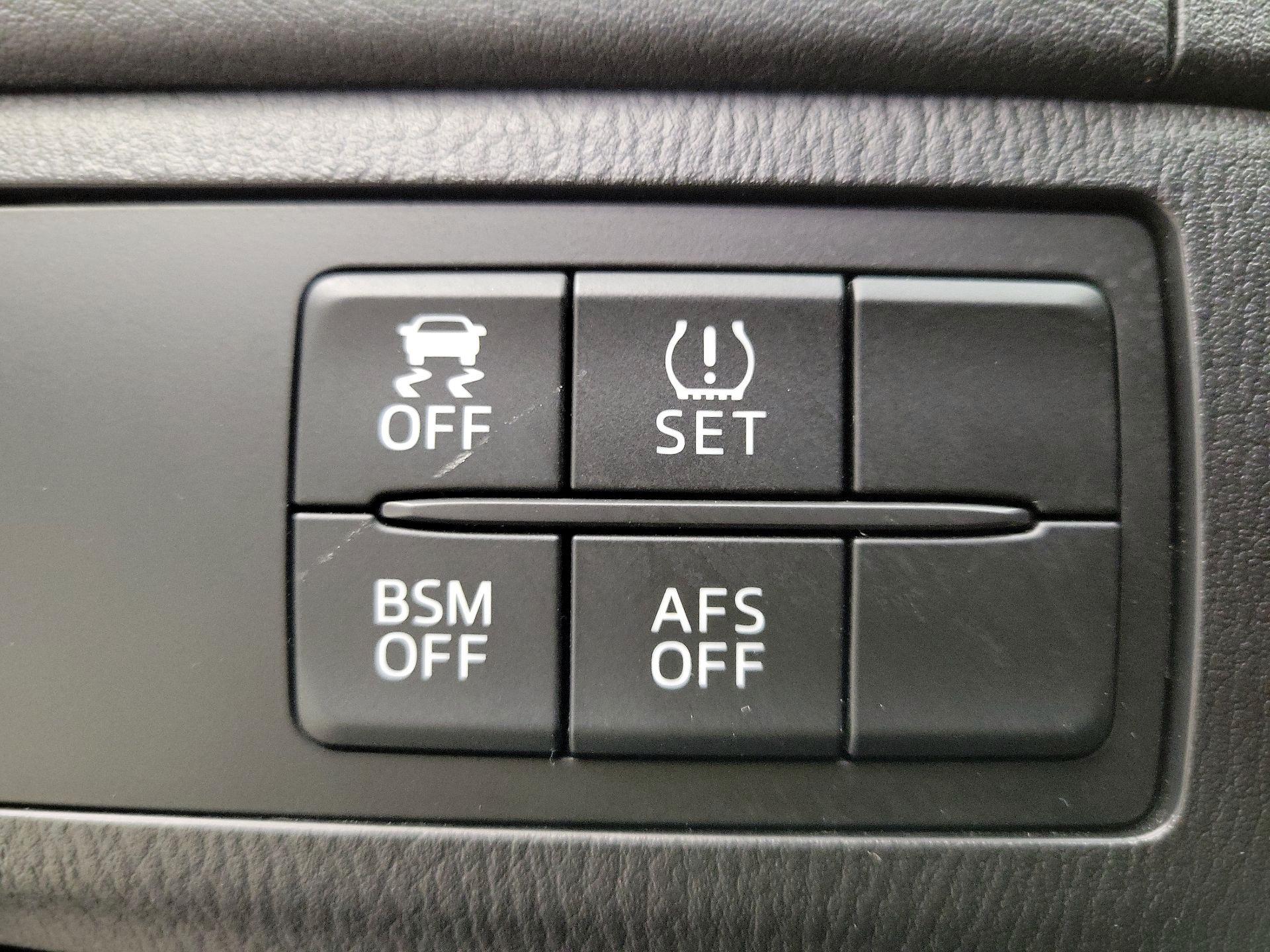 Thumbnail: 2015 Mazda Mazda6 - 13