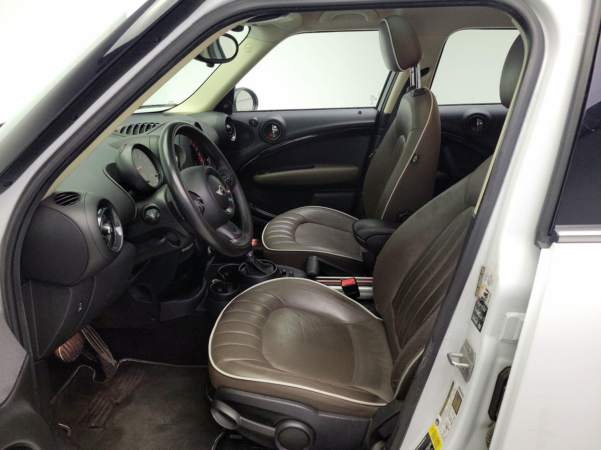 Thumbnail: 2015 MINI Cooper Countryman - 11