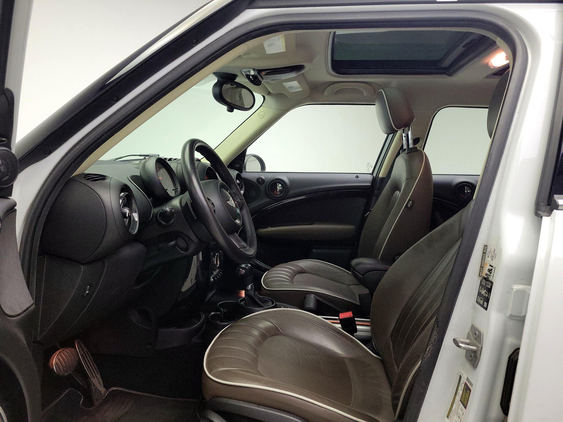 Thumbnail: 2015 MINI Cooper Countryman - 17