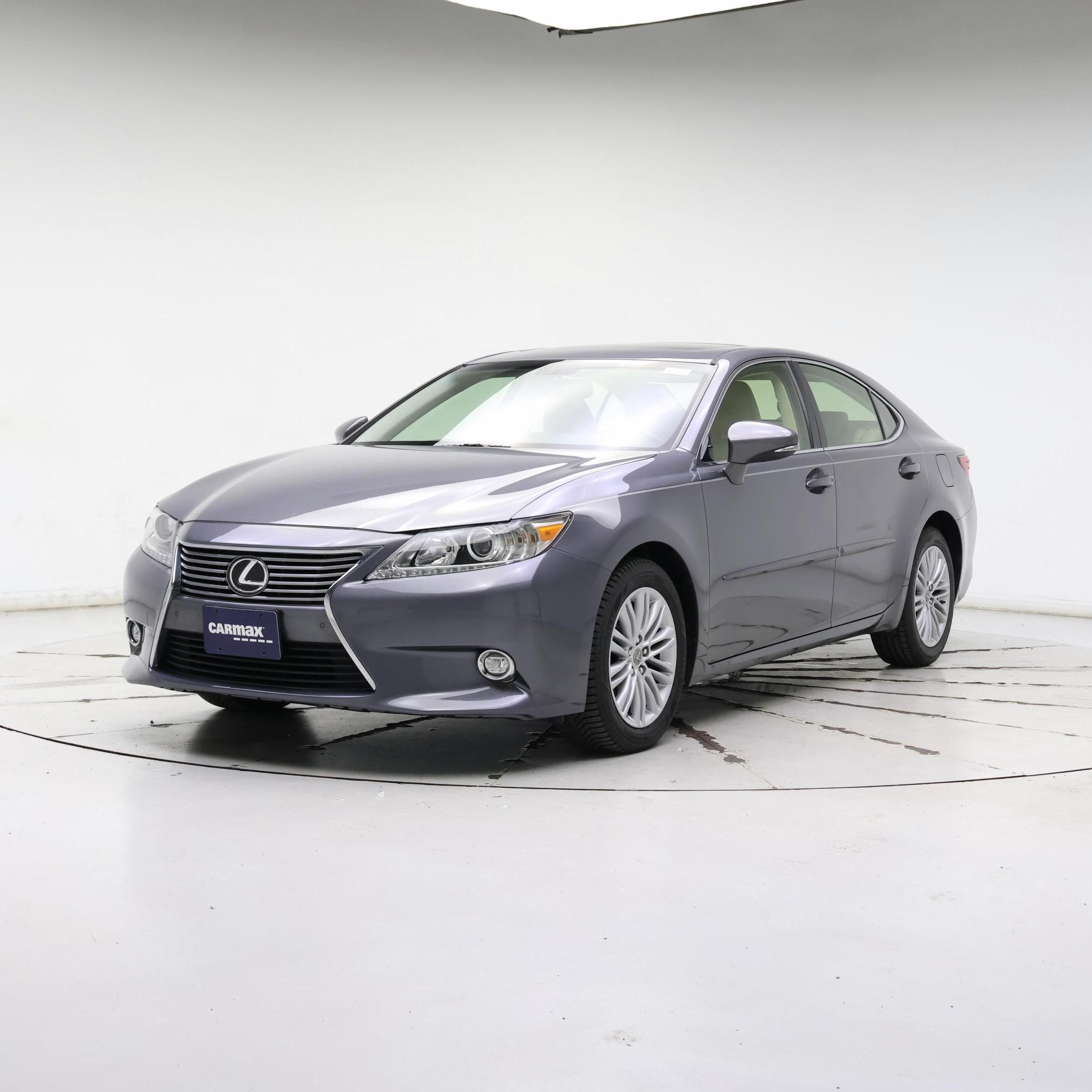 Thumbnail: 2015 Lexus ES - 4