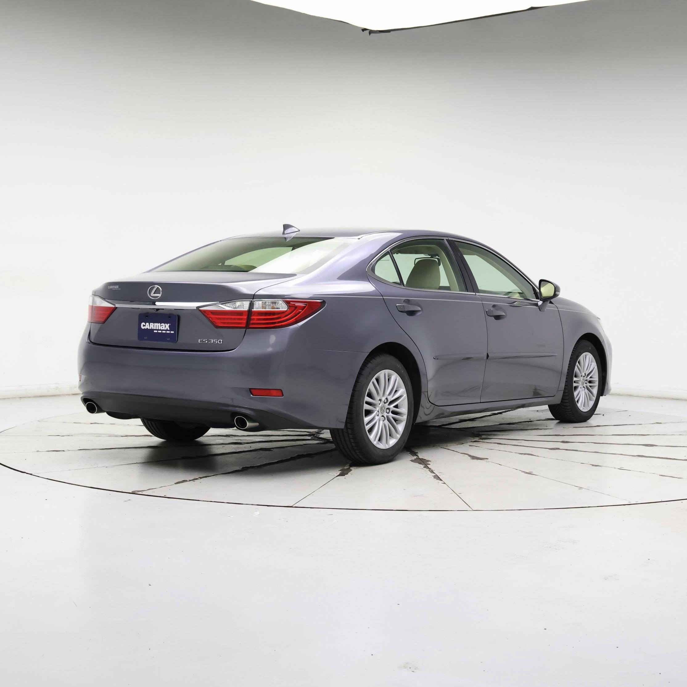 Thumbnail: 2015 Lexus ES - 8
