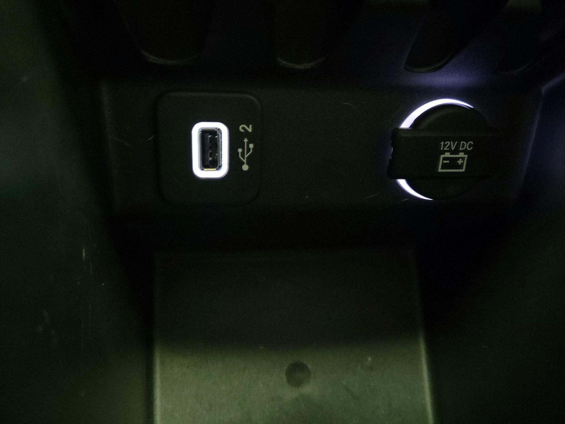 Thumbnail: 2019 Jeep Cherokee - 19