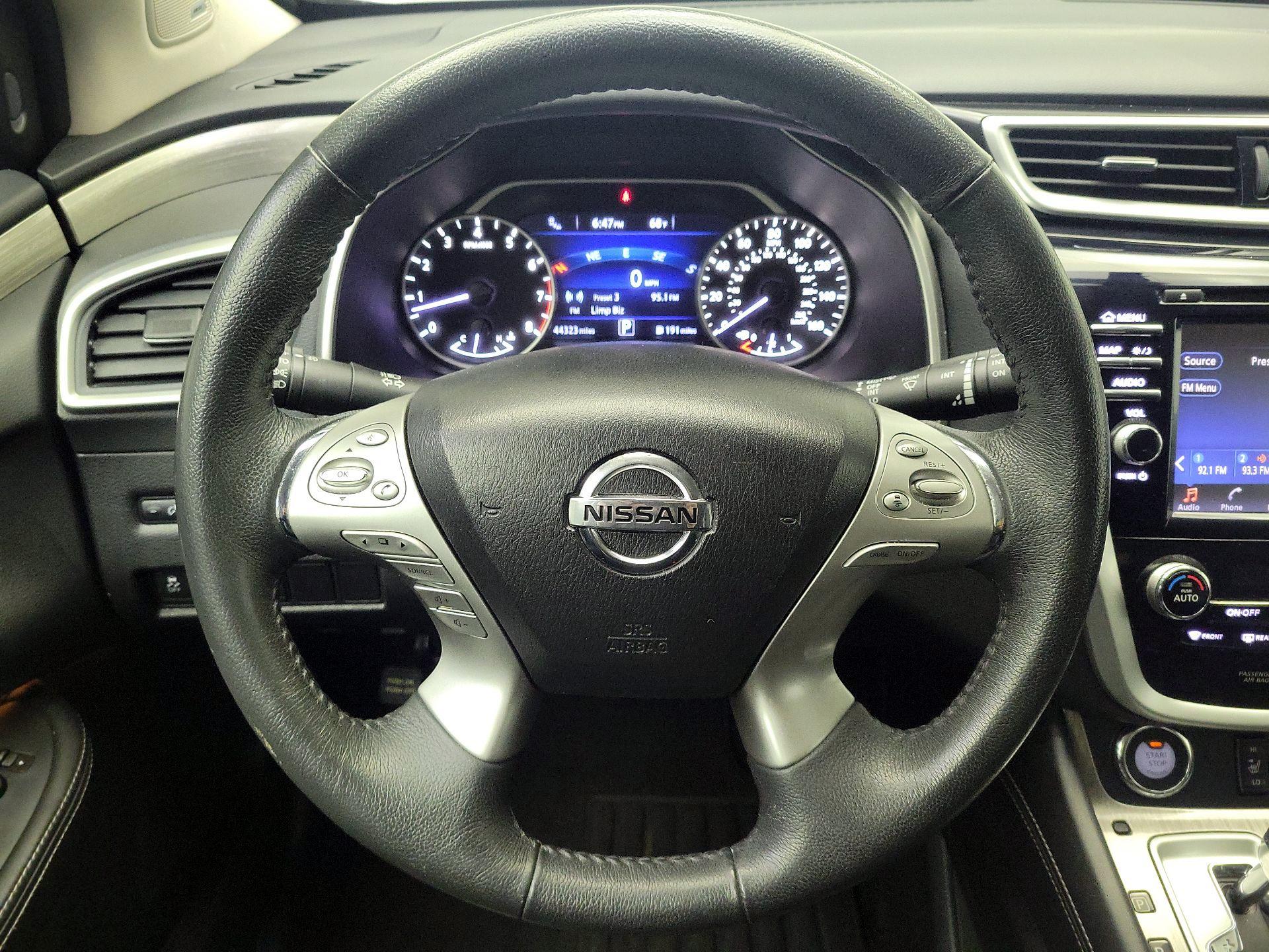 Thumbnail: 2015 Nissan Murano - 10