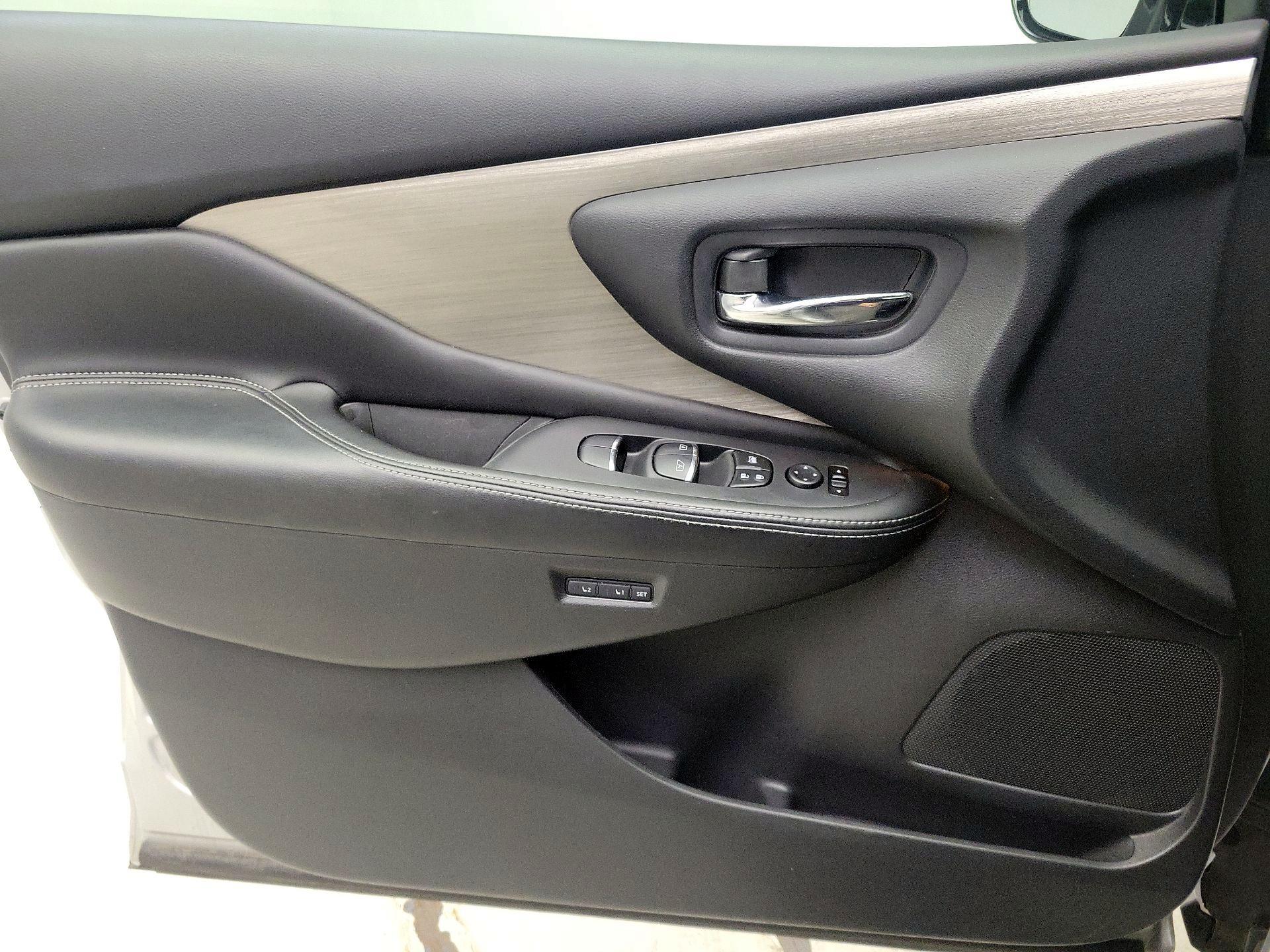 Thumbnail: 2015 Nissan Murano - 12