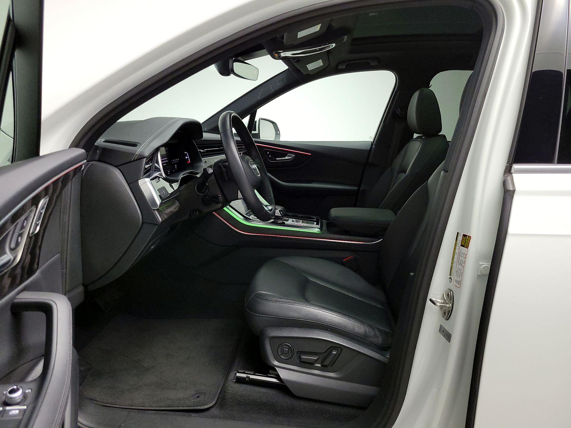 Thumbnail: 2023 Audi Q7 - 11