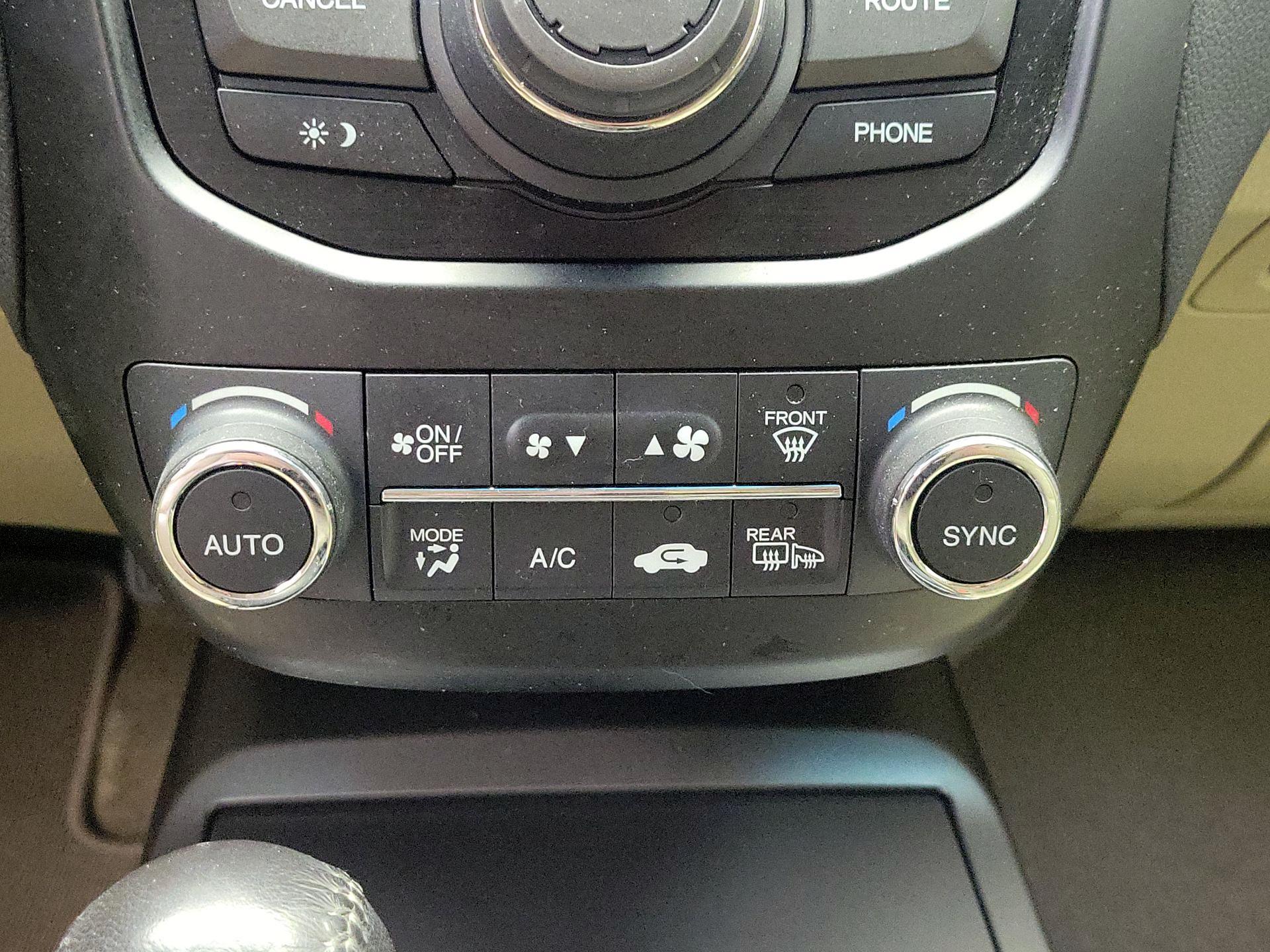 Thumbnail: 2015 Acura RDX - 17