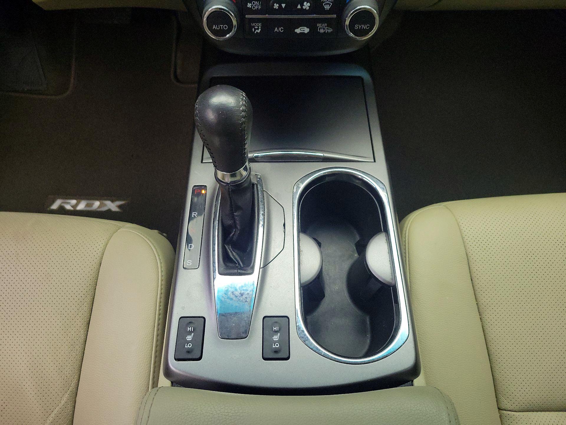 Thumbnail: 2015 Acura RDX - 18