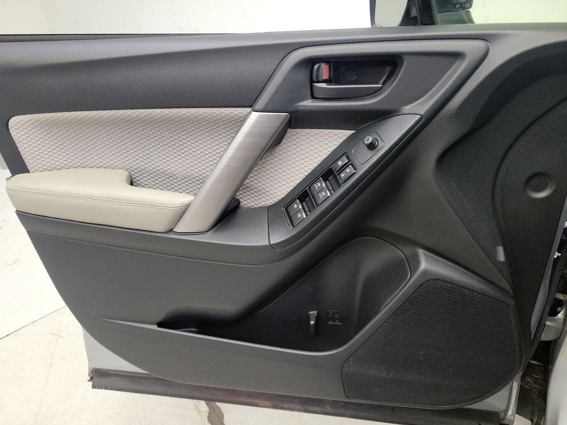 Thumbnail: 2018 Subaru Forester - 12