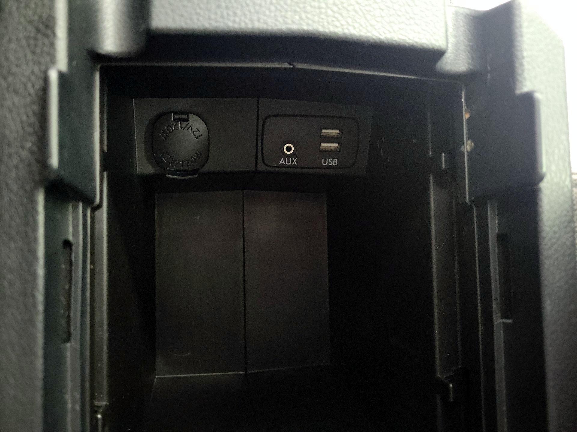 Thumbnail: 2018 Subaru Forester - 18