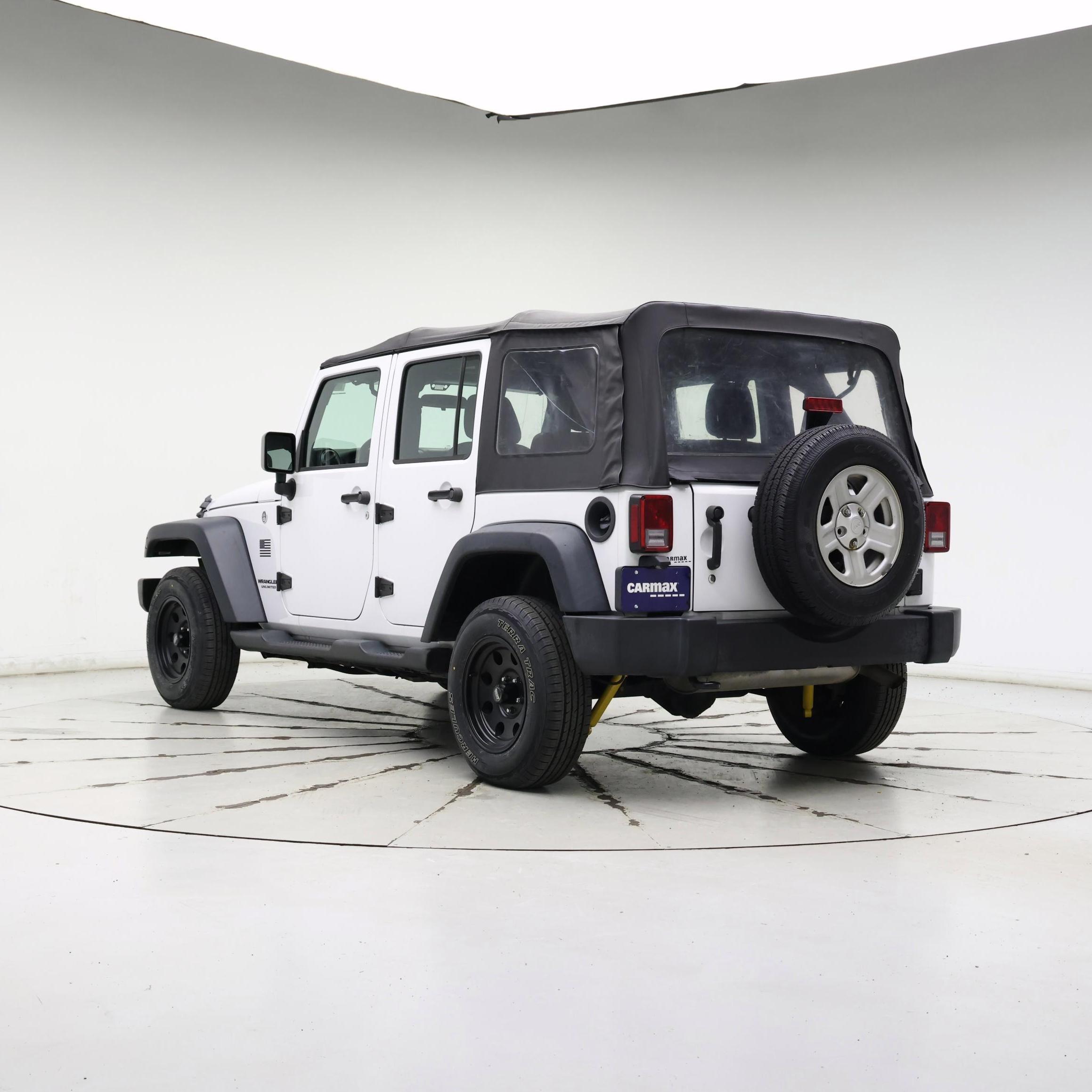 Thumbnail: 2016 Jeep Wrangler - 2
