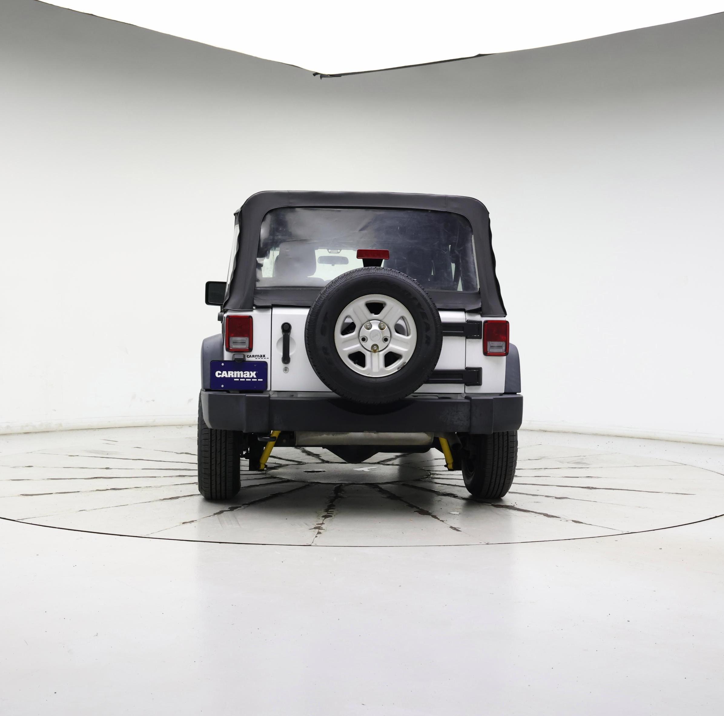 Thumbnail: 2016 Jeep Wrangler - 6