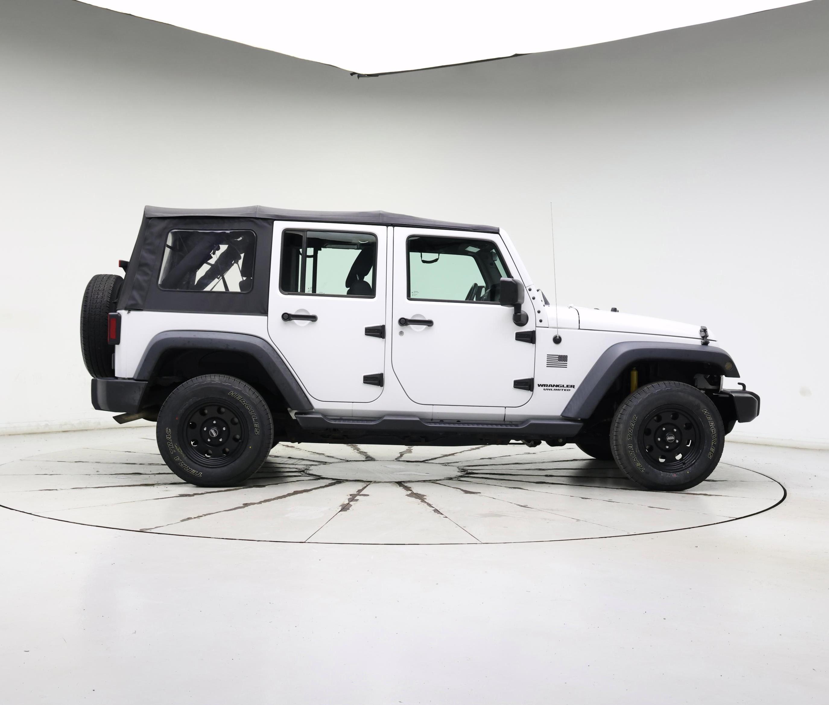 Thumbnail: 2016 Jeep Wrangler - 7