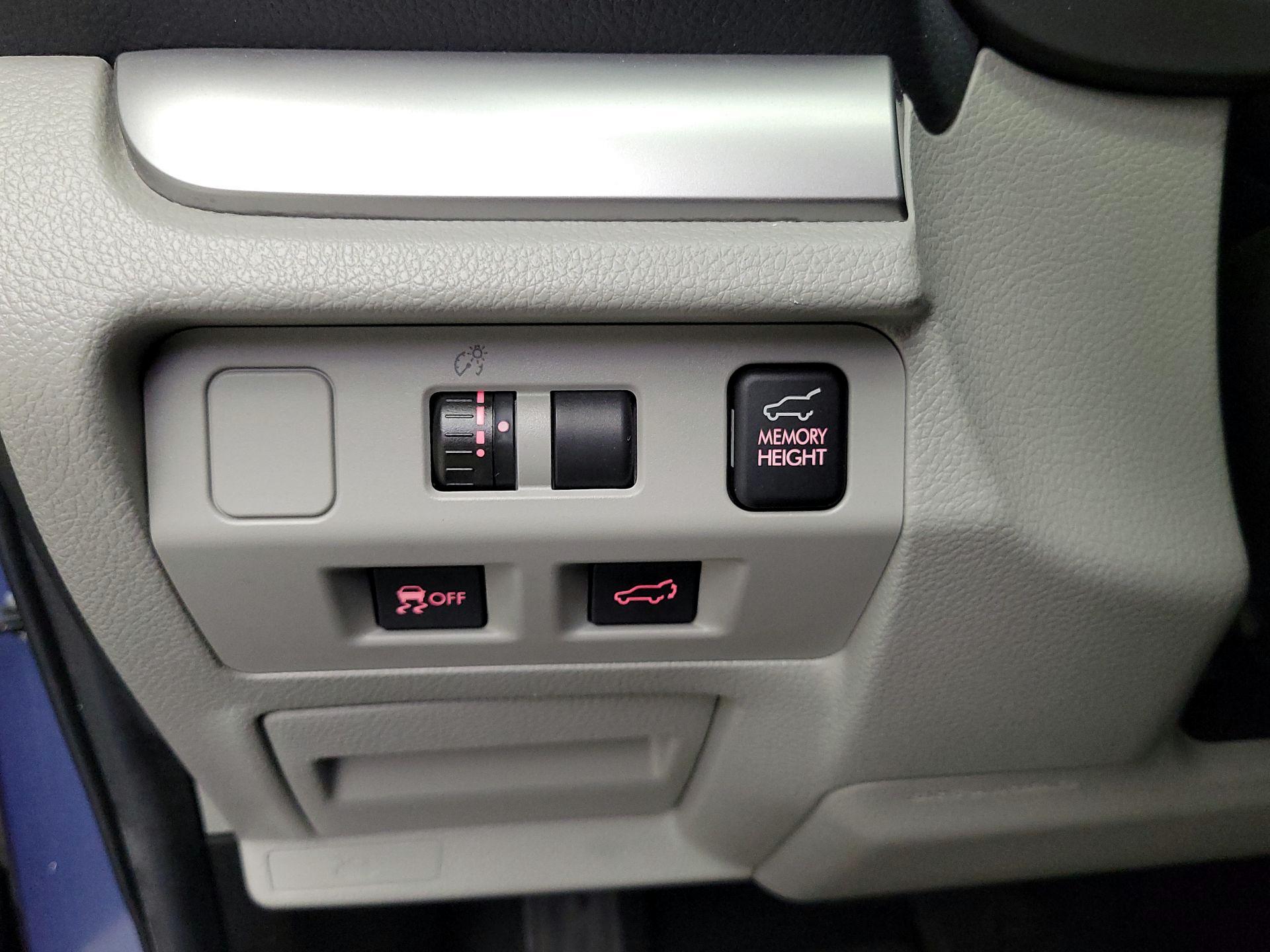 Thumbnail: 2015 Subaru Forester - 13