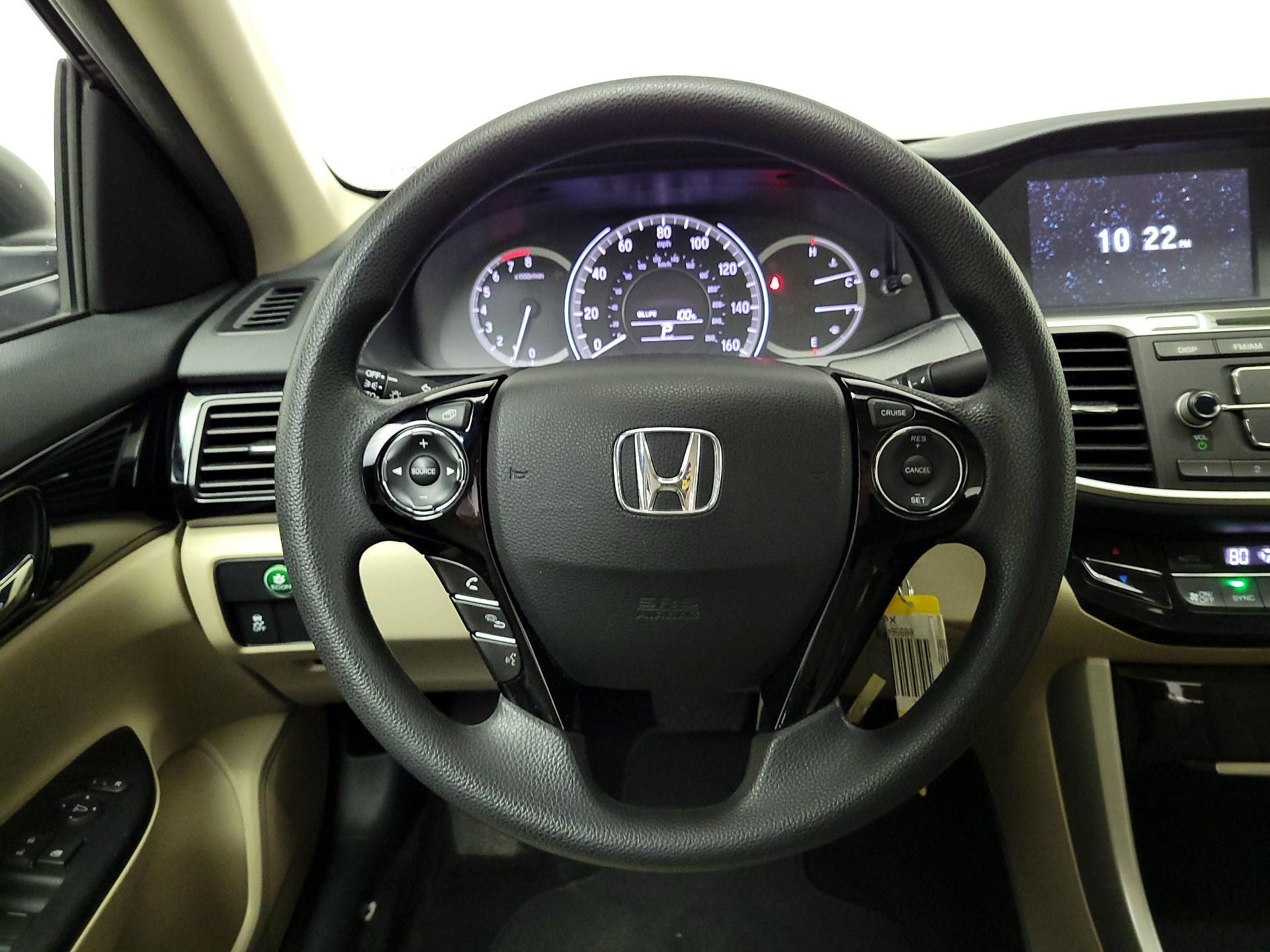 Thumbnail: 2016 Honda Accord - 10