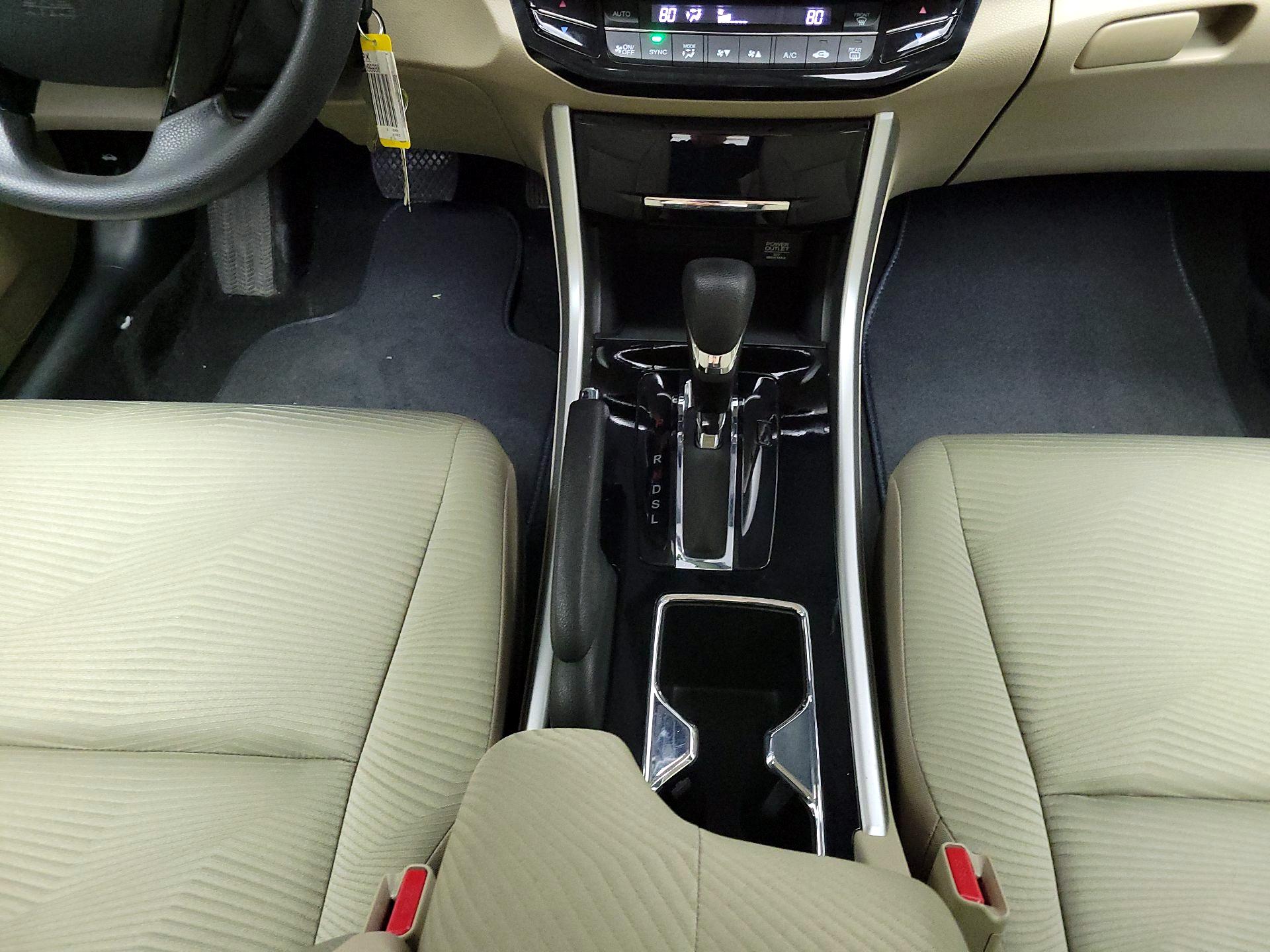 Thumbnail: 2016 Honda Accord - 17