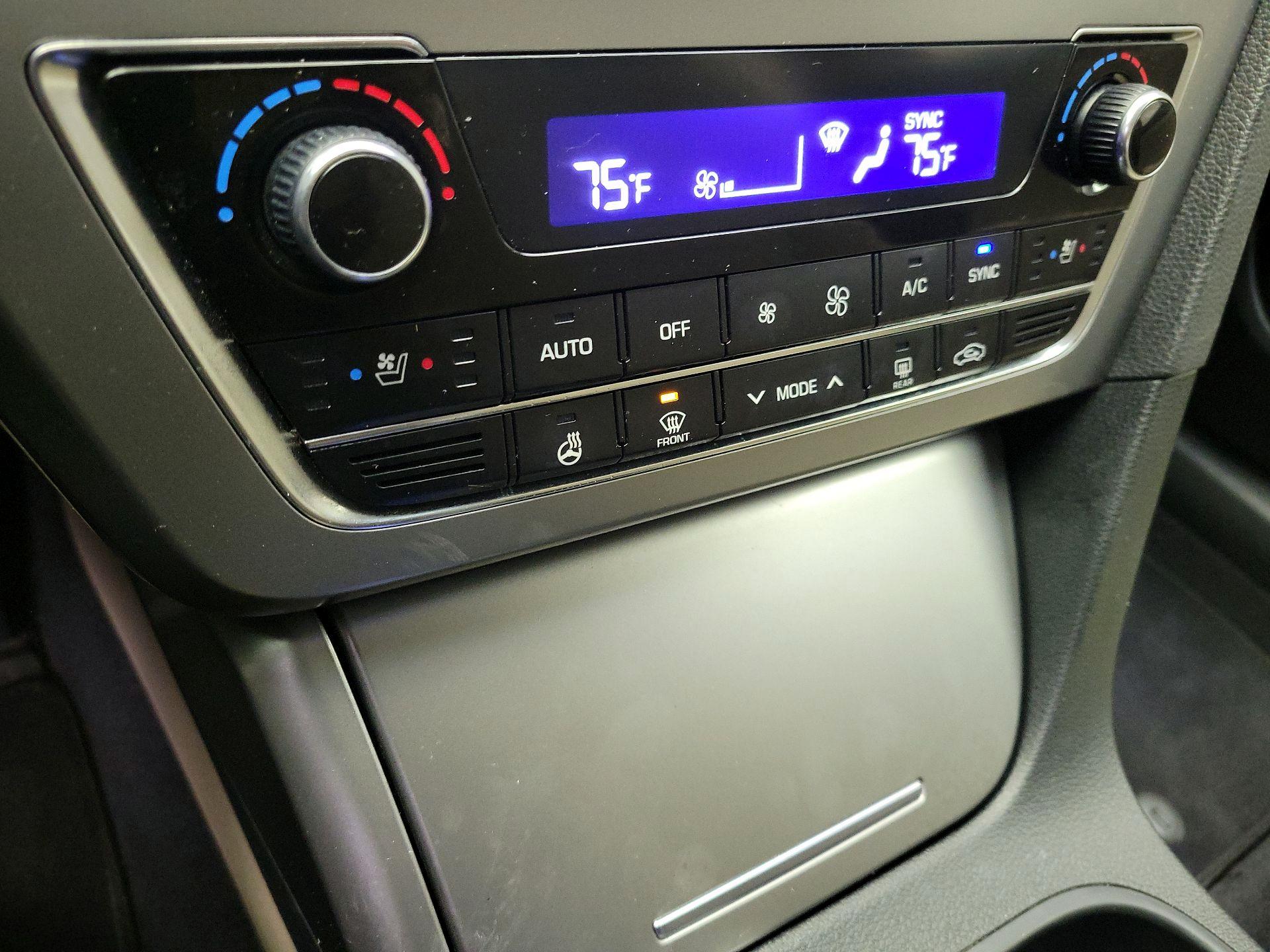 Thumbnail: 2016 Hyundai Sonata - 17