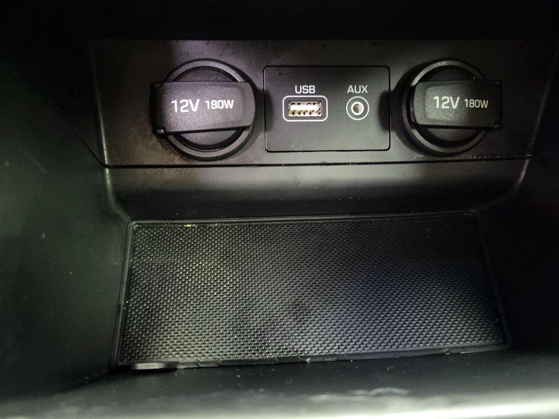 Thumbnail: 2016 Hyundai Sonata - 19