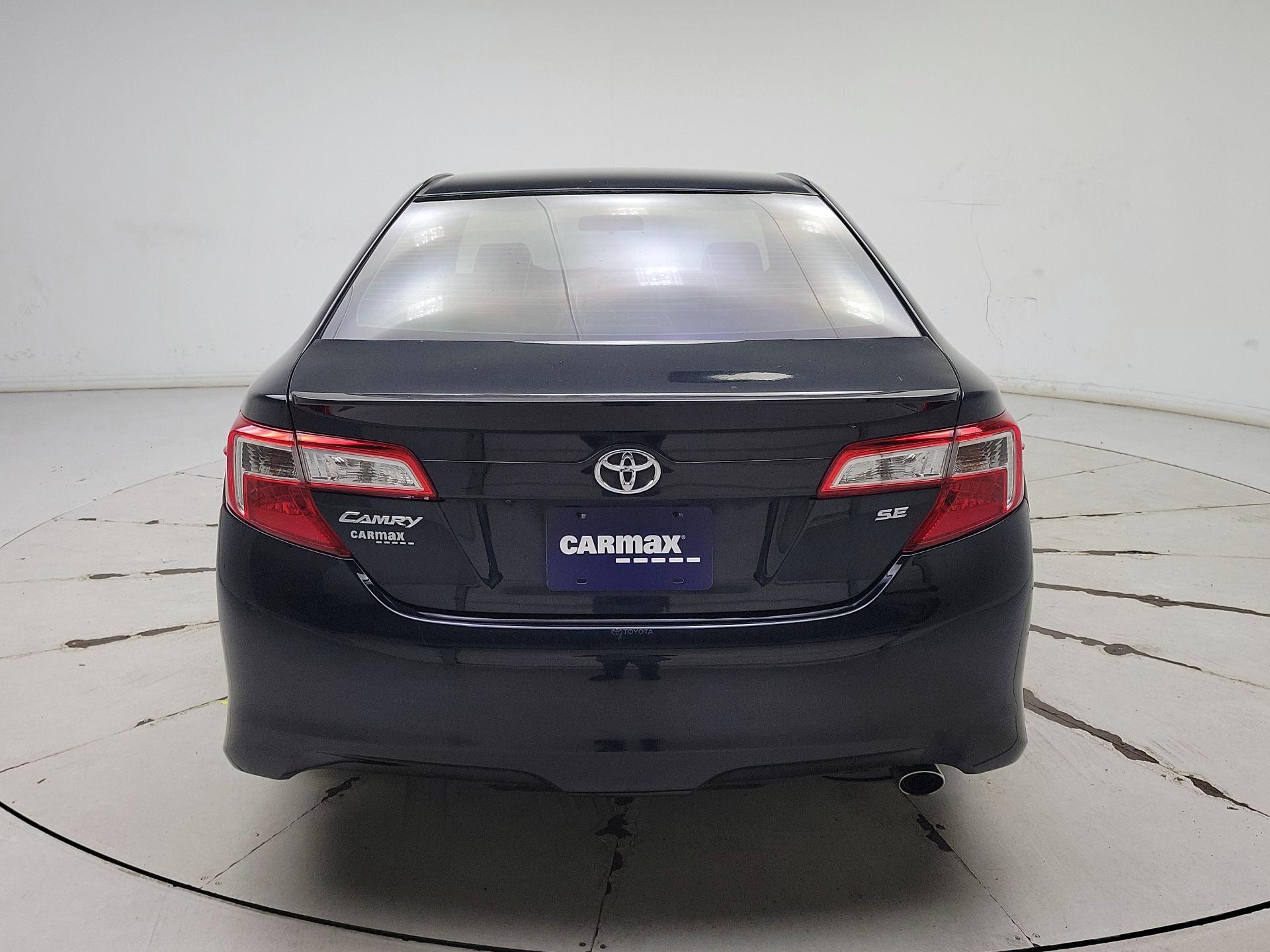 Thumbnail: 2014 Toyota Camry - 6