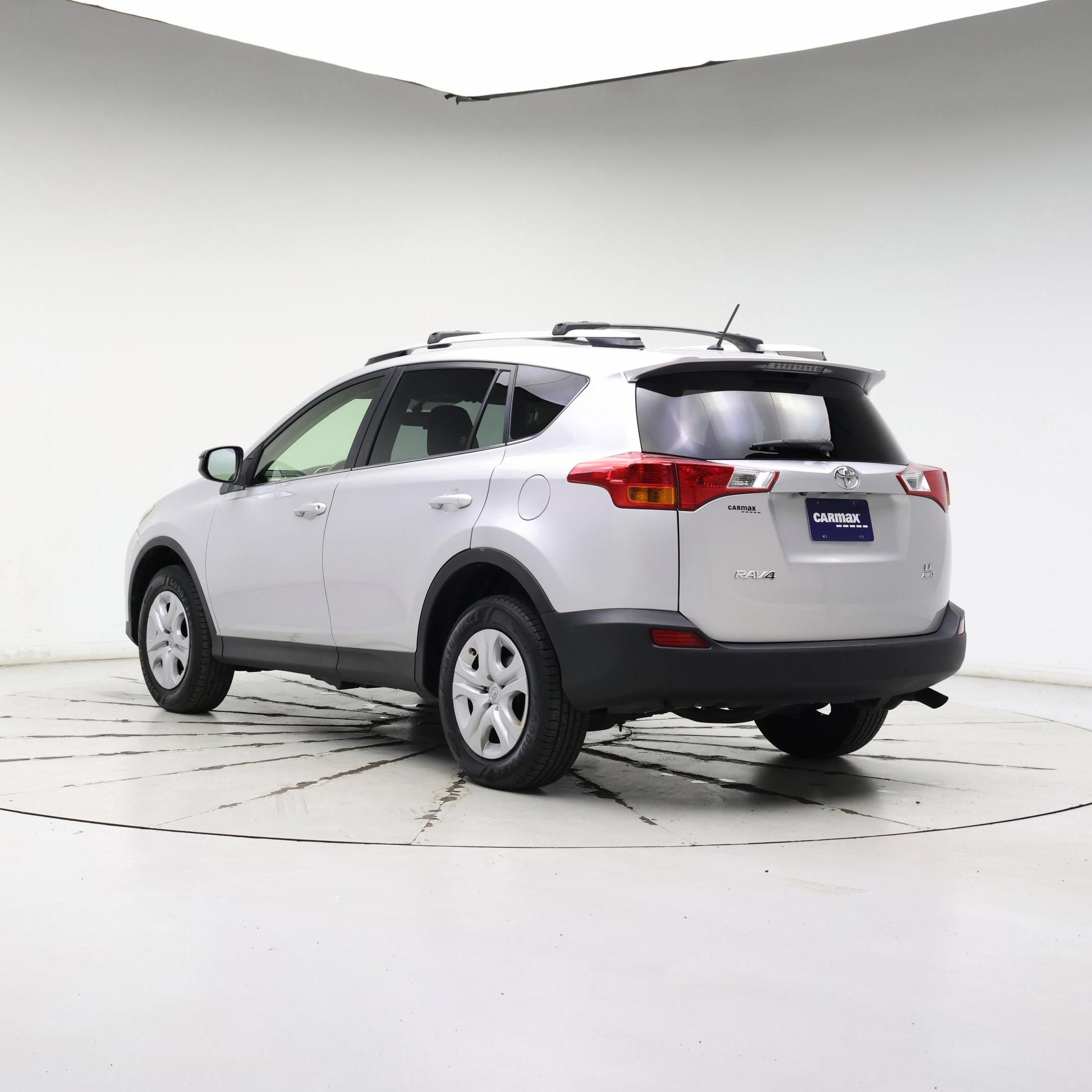 Thumbnail: 2015 Toyota RAV4 - 2