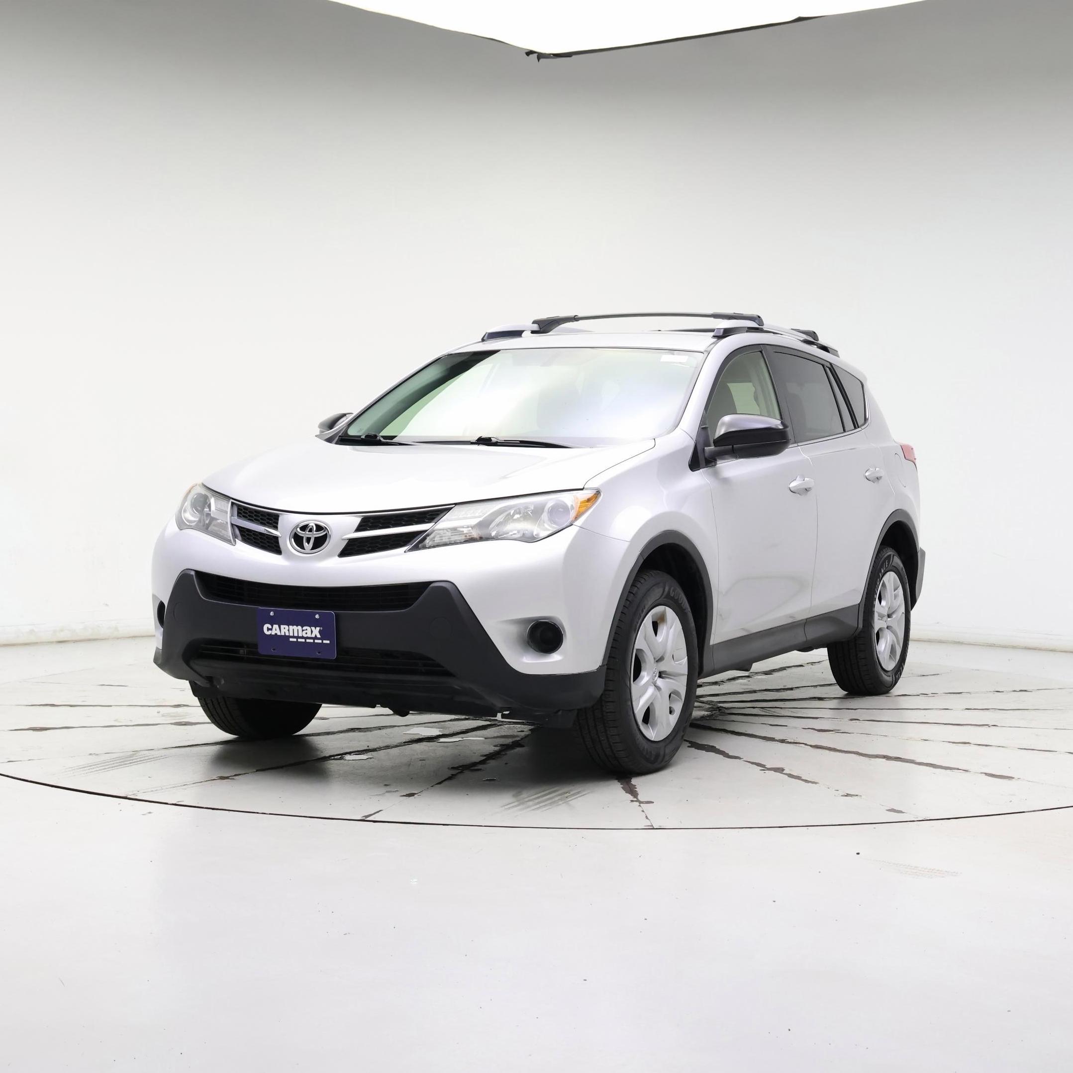 Thumbnail: 2015 Toyota RAV4 - 4