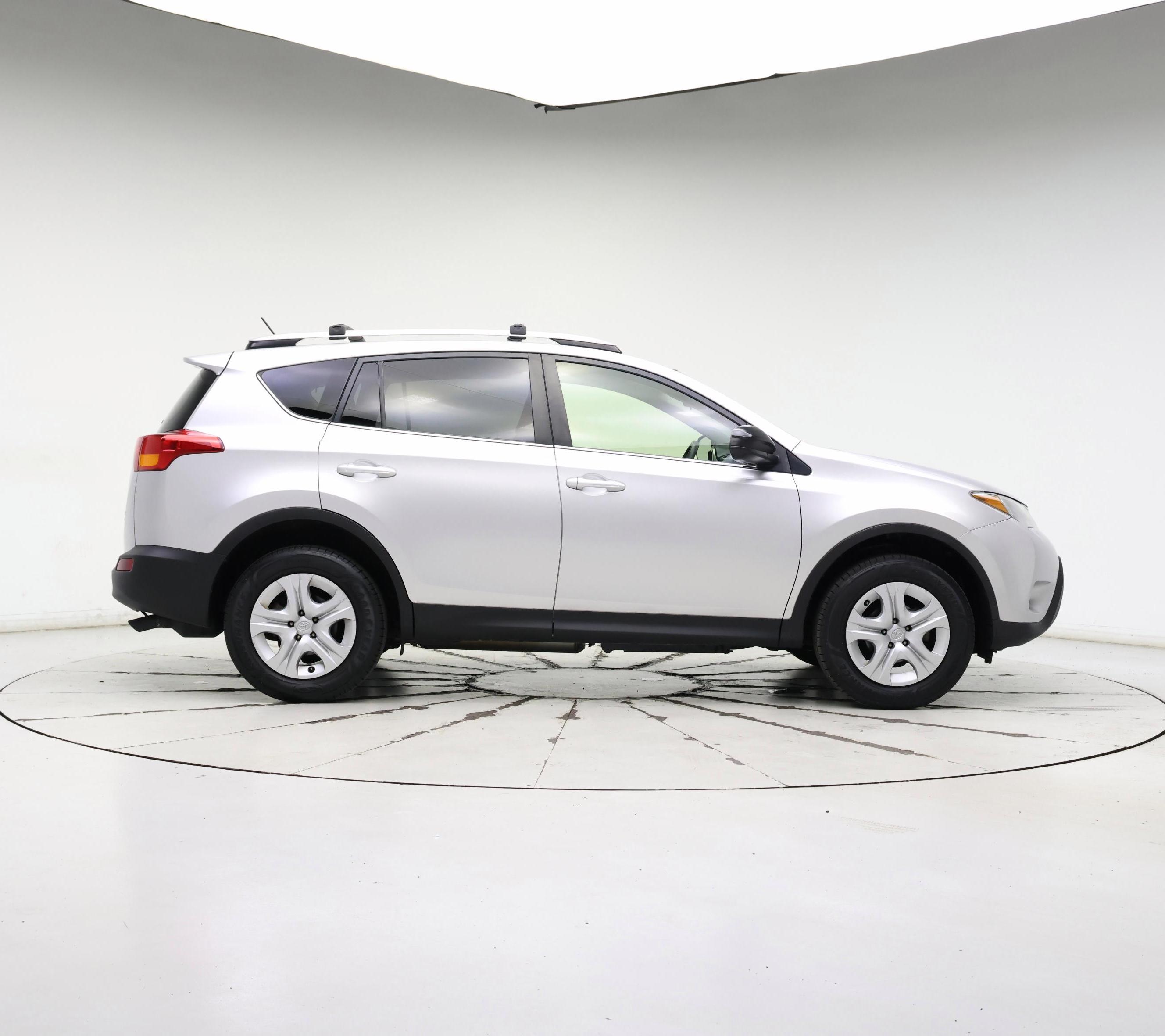 Thumbnail: 2015 Toyota RAV4 - 7
