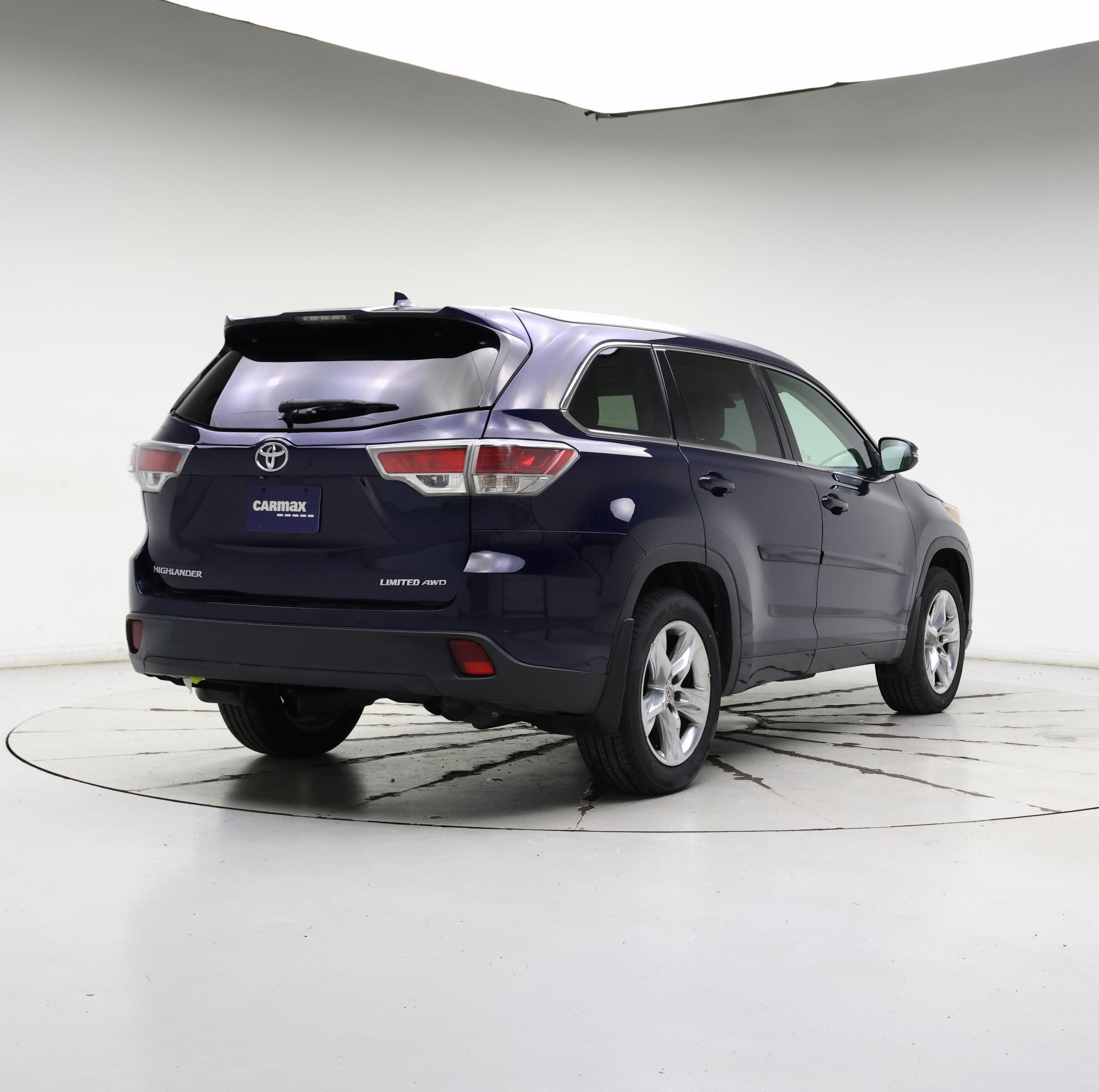 Thumbnail: 2015 Toyota Highlander - 8