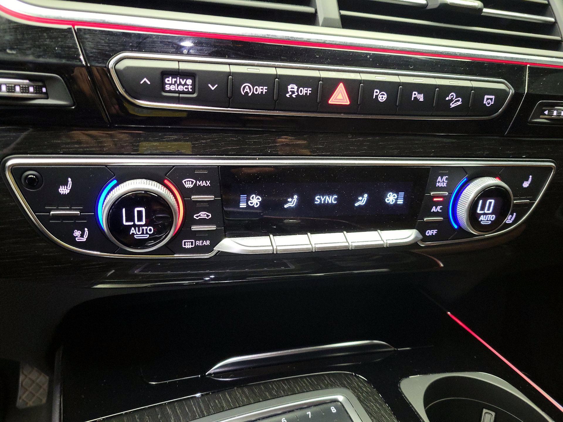 Thumbnail: 2019 Audi Q7 - 15