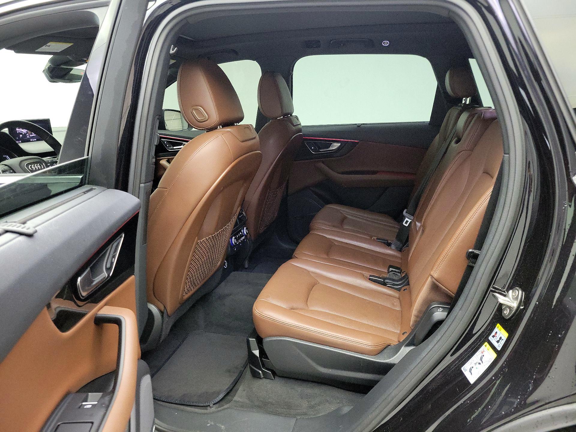 Thumbnail: 2019 Audi Q7 - 18