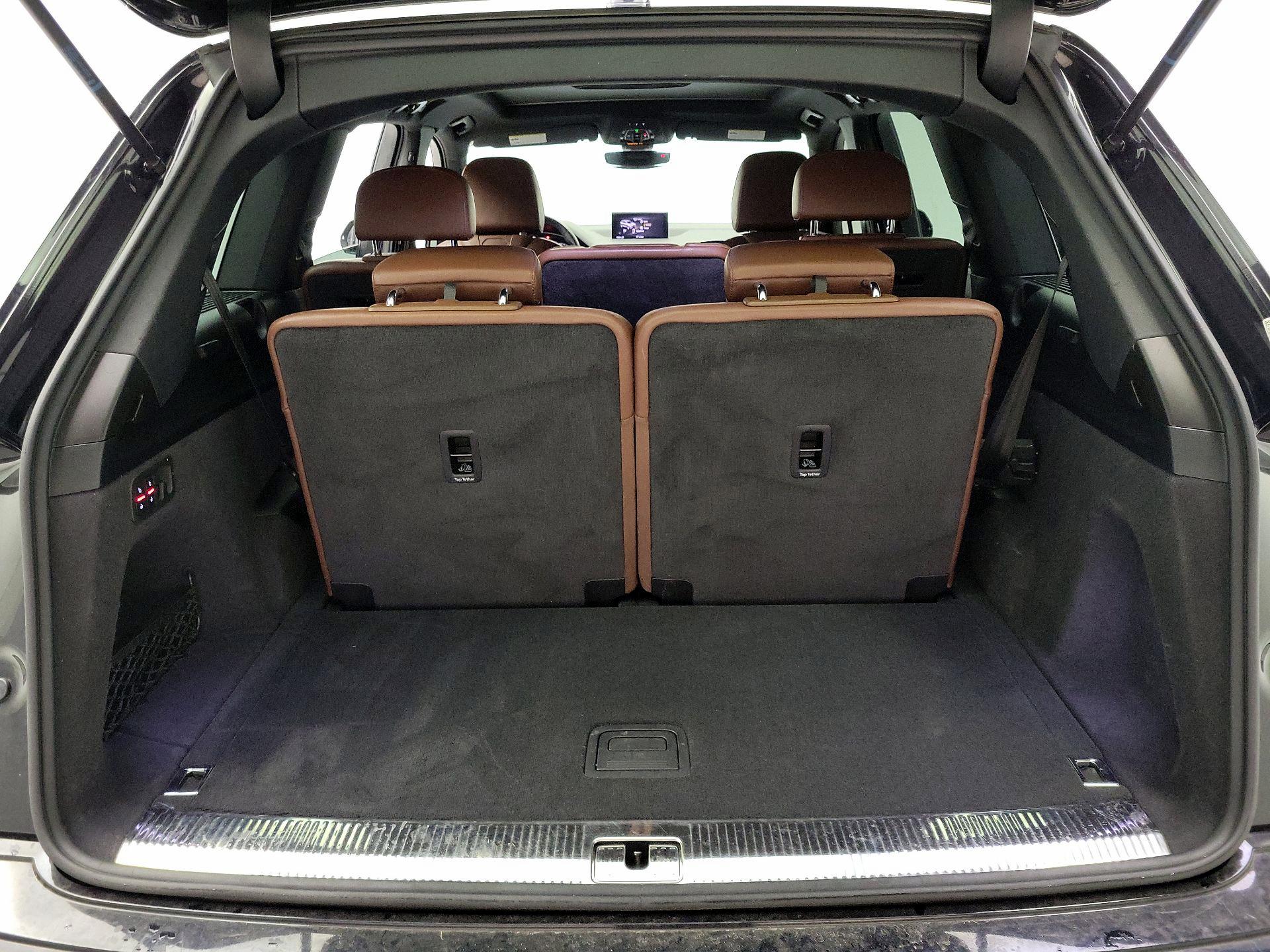 Thumbnail: 2019 Audi Q7 - 19