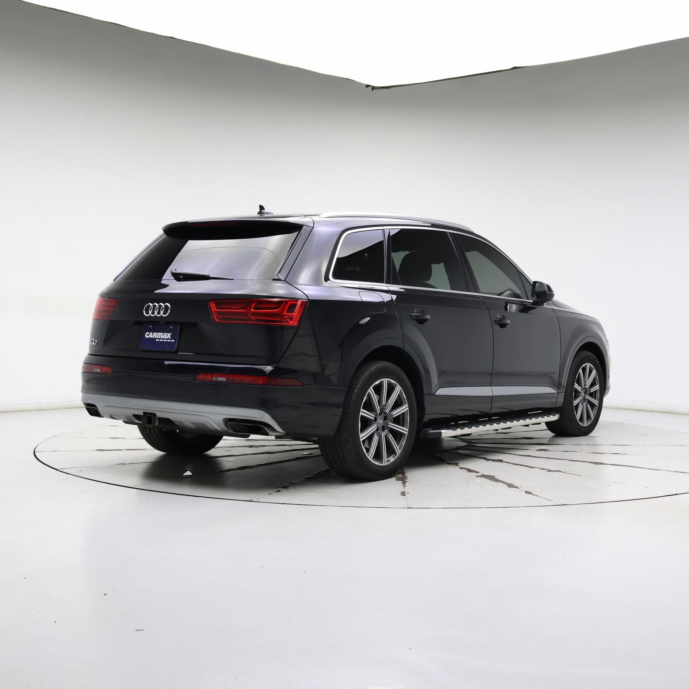 Thumbnail: 2019 Audi Q7 - 8