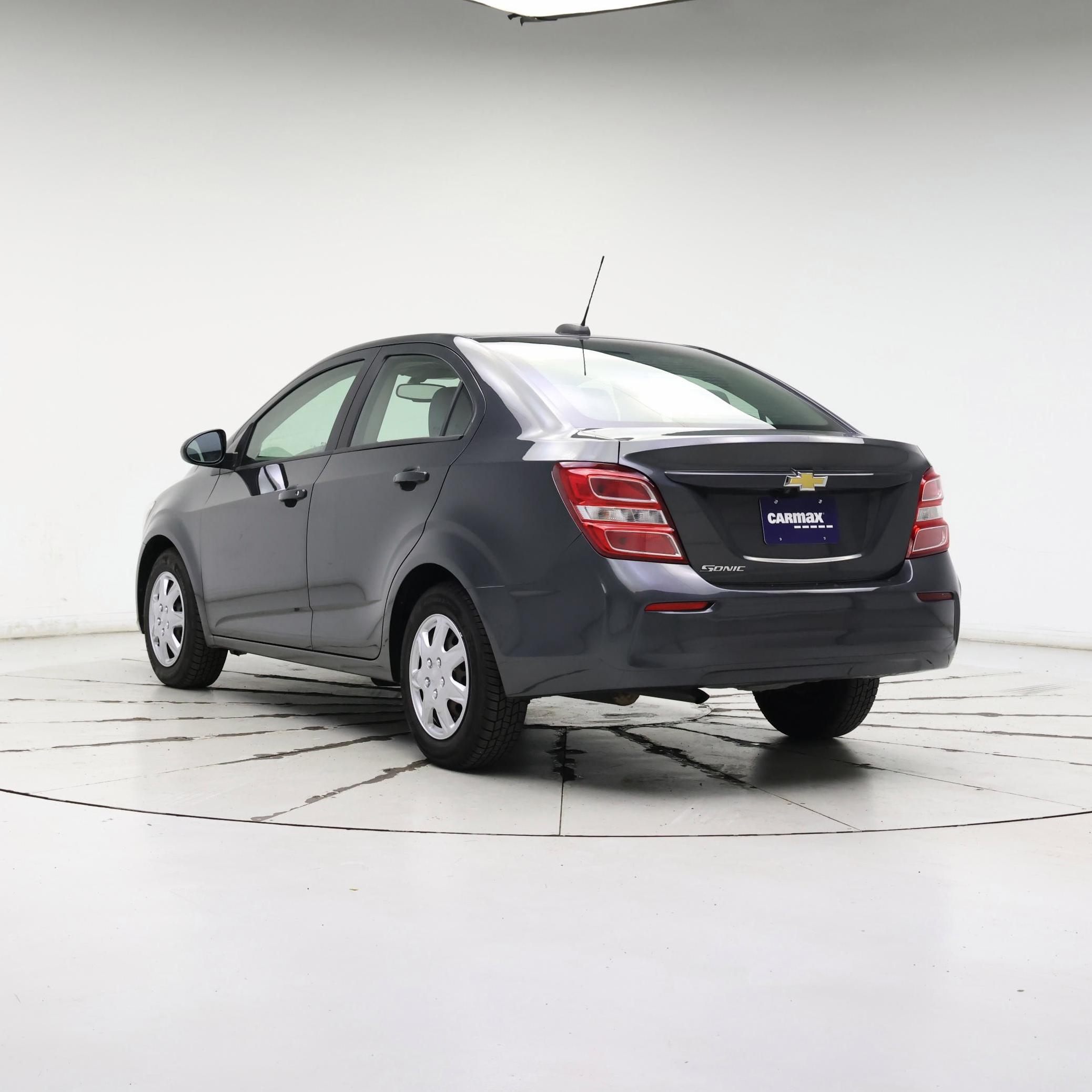 Thumbnail: 2018 Chevrolet Sonic - 2