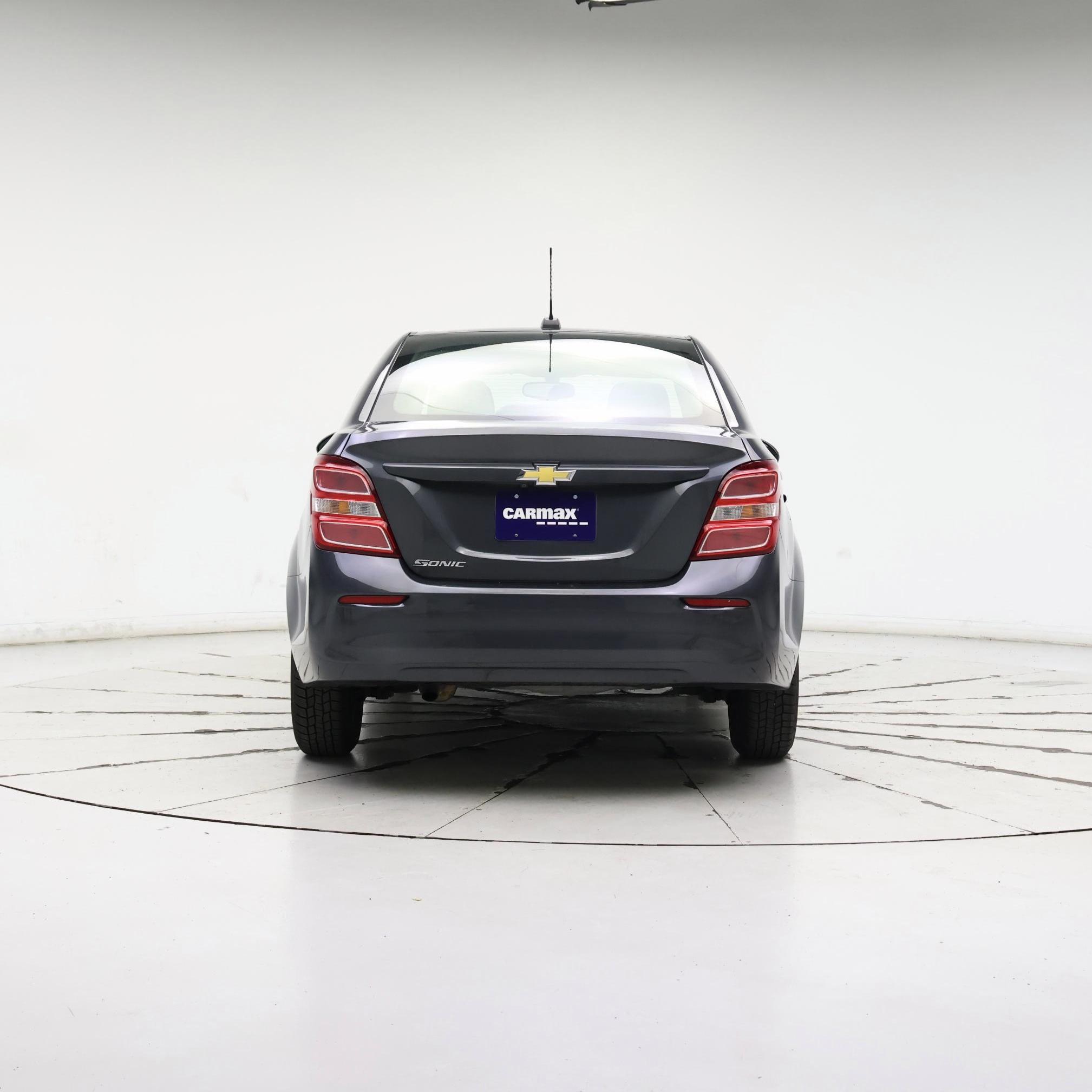 Thumbnail: 2018 Chevrolet Sonic - 6
