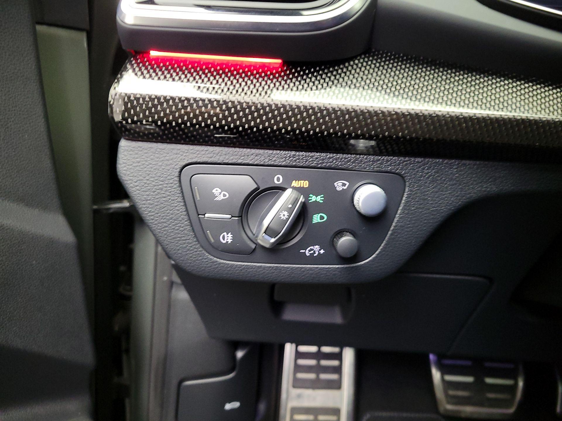 Thumbnail: 2023 Audi SQ5 - 13