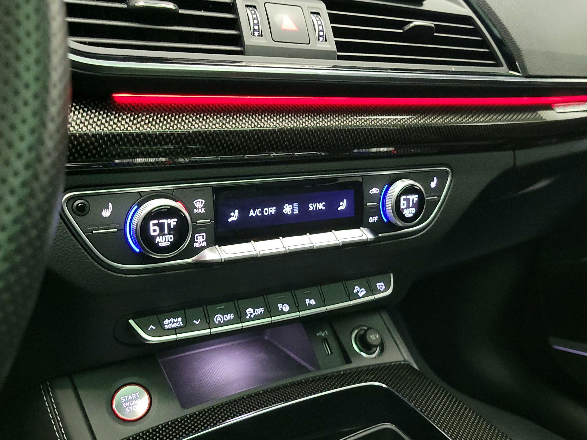 Thumbnail: 2023 Audi SQ5 - 16