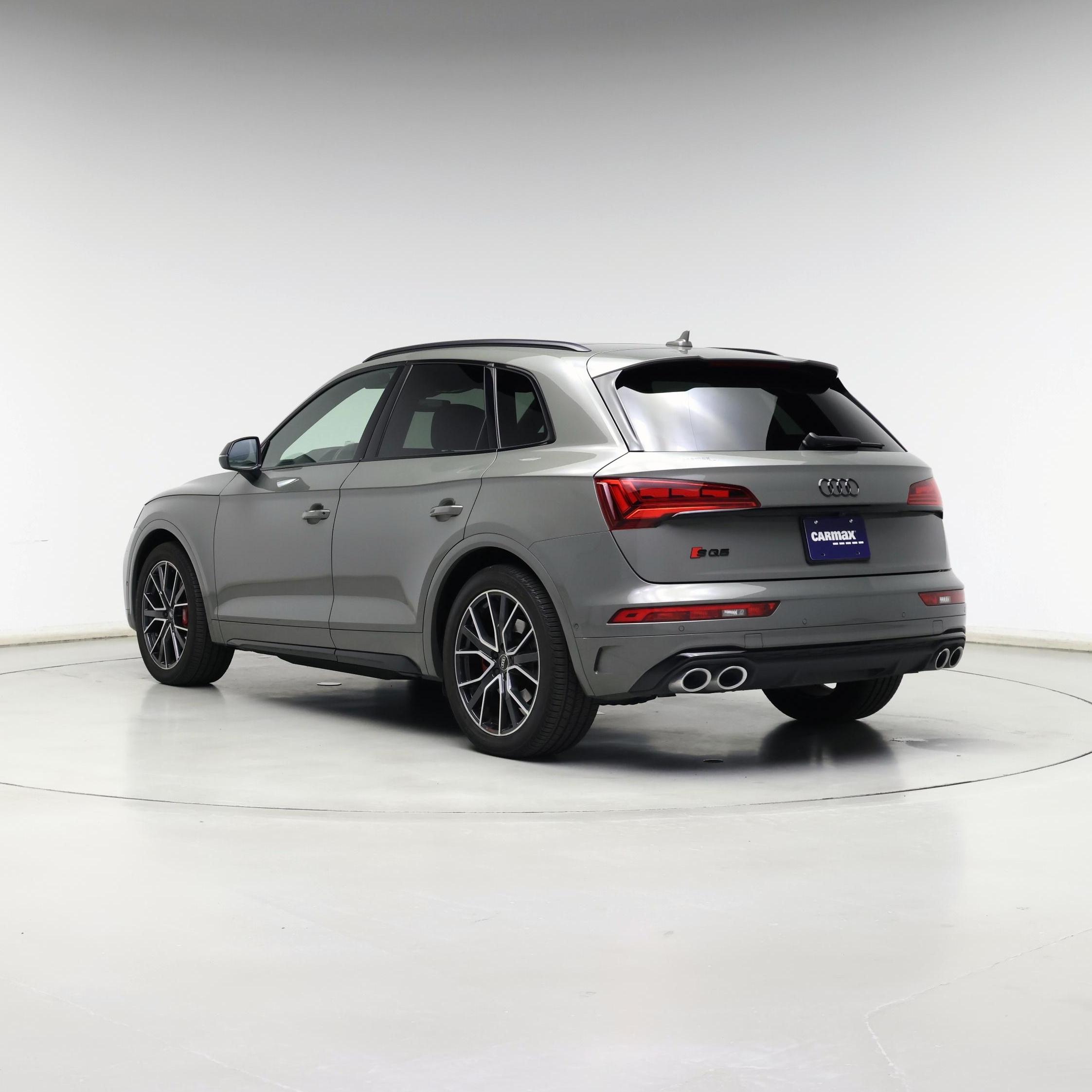 Thumbnail: 2023 Audi SQ5 - 2