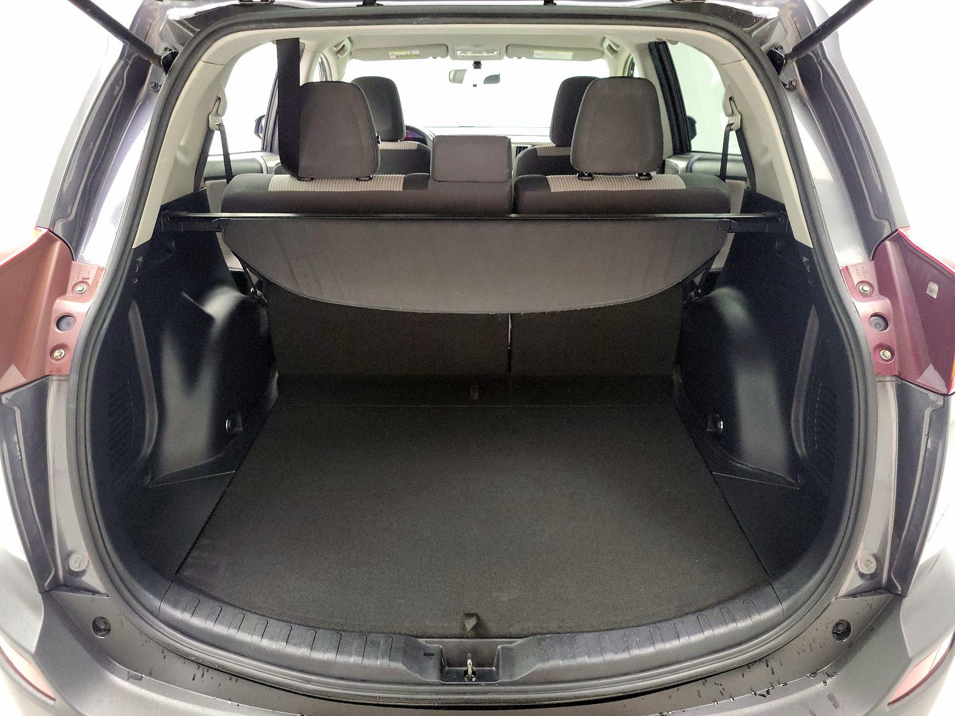 Thumbnail: 2015 Toyota RAV4 - 20