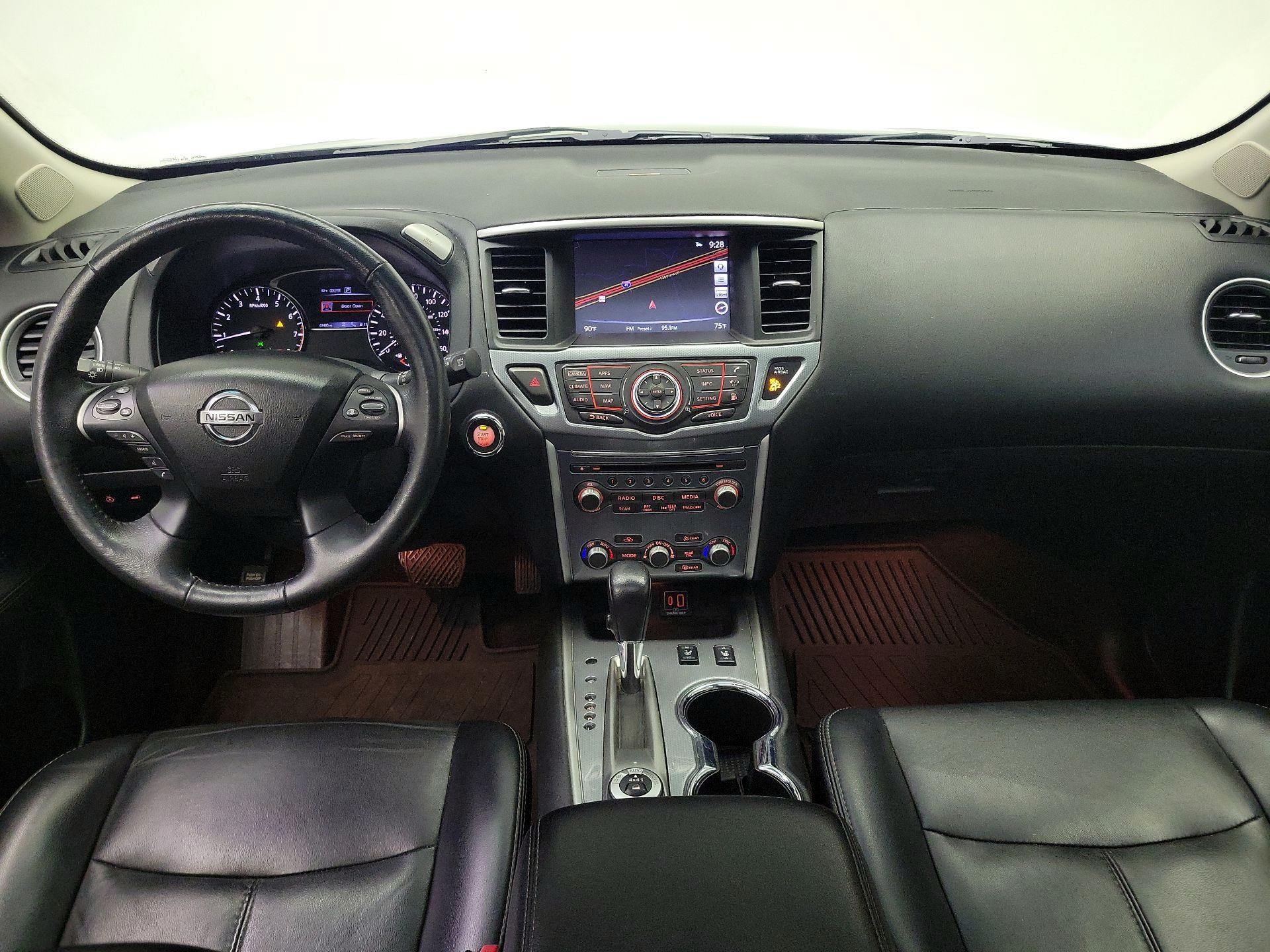 Thumbnail: 2019 Nissan Pathfinder - 9